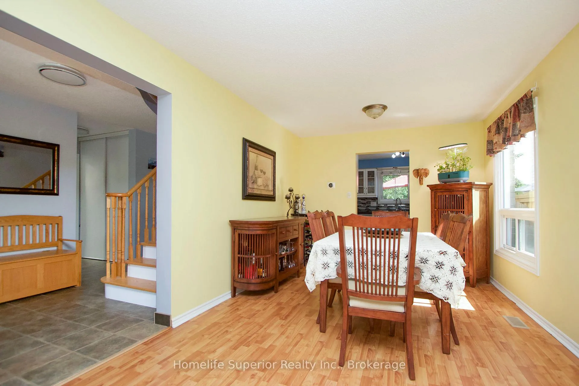 Photo 7 of 122 Sandringham Drive, Clarington, Courtice — HOMEH