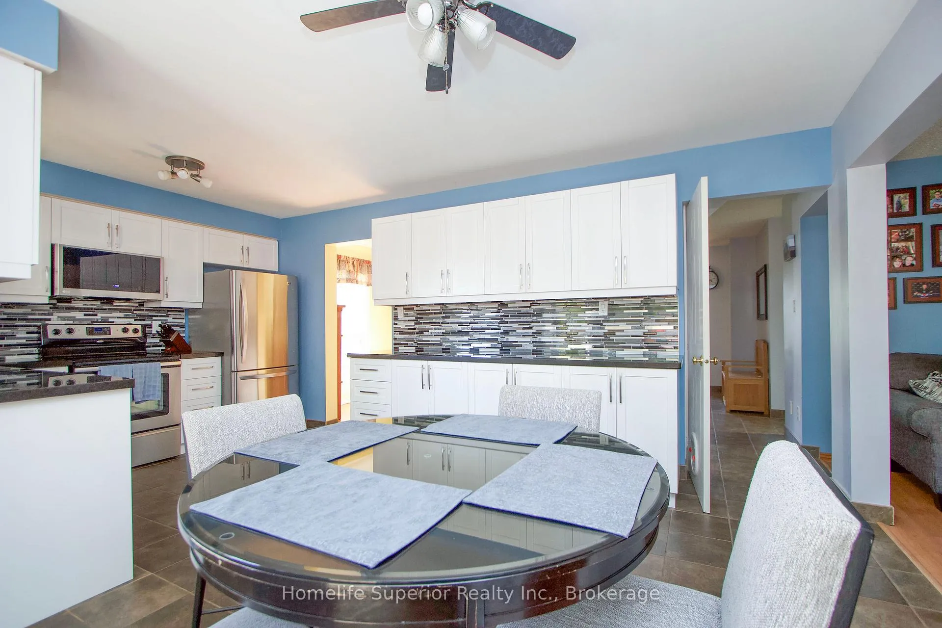 Photo 9 of 122 Sandringham Drive, Clarington, Courtice — HOMEH