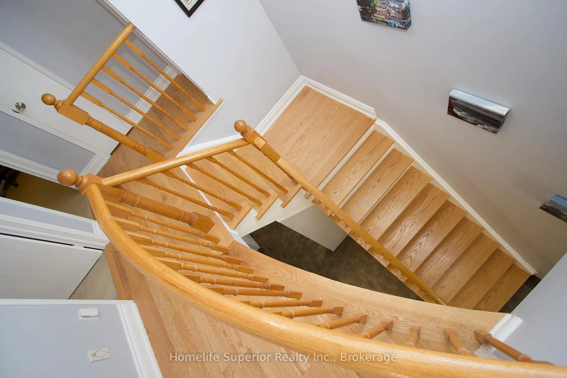 Photo 21 of 122 Sandringham Drive, Clarington, Courtice — HOMEH