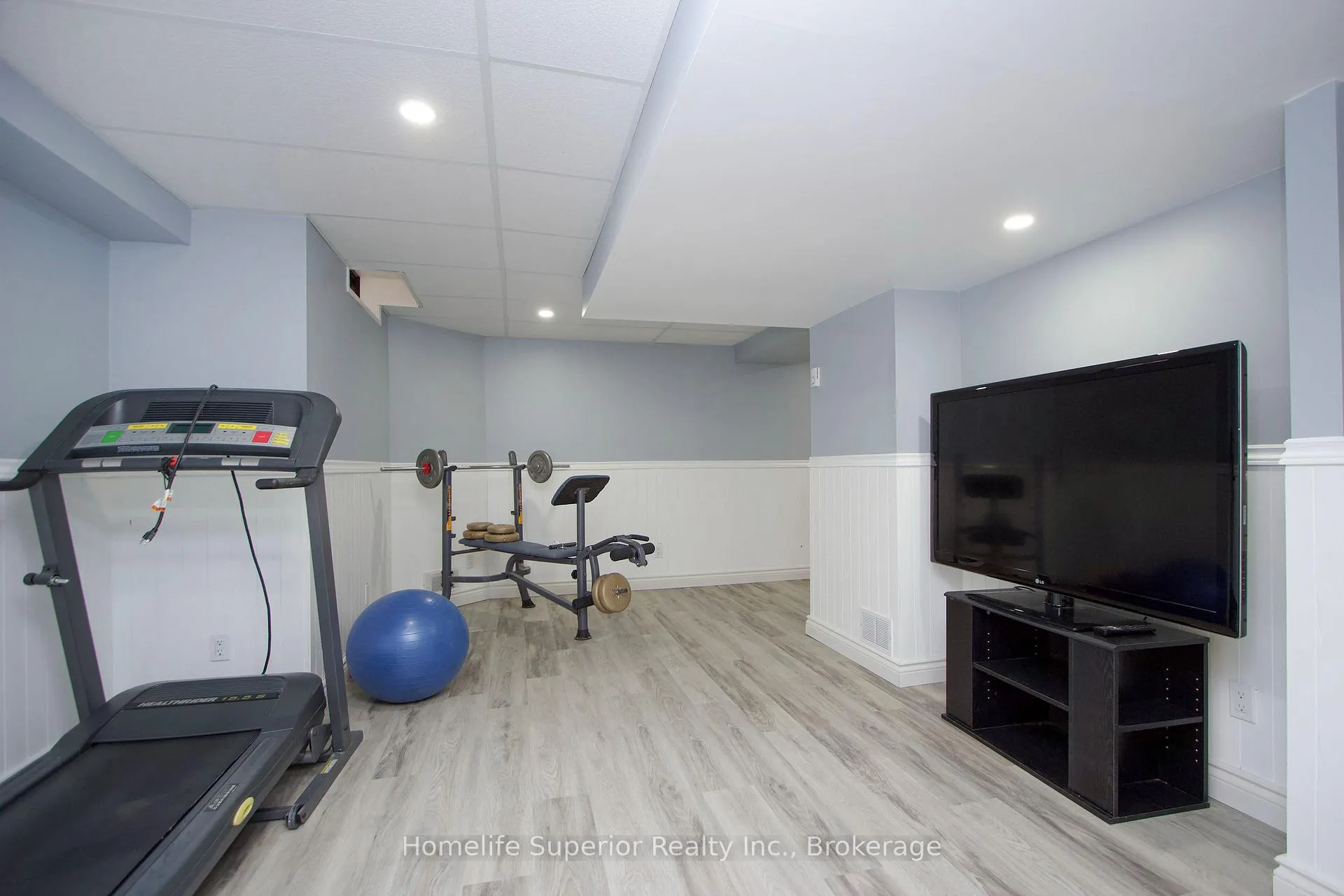 Photo 32 of 122 Sandringham Drive, Clarington, Courtice — HOMEH