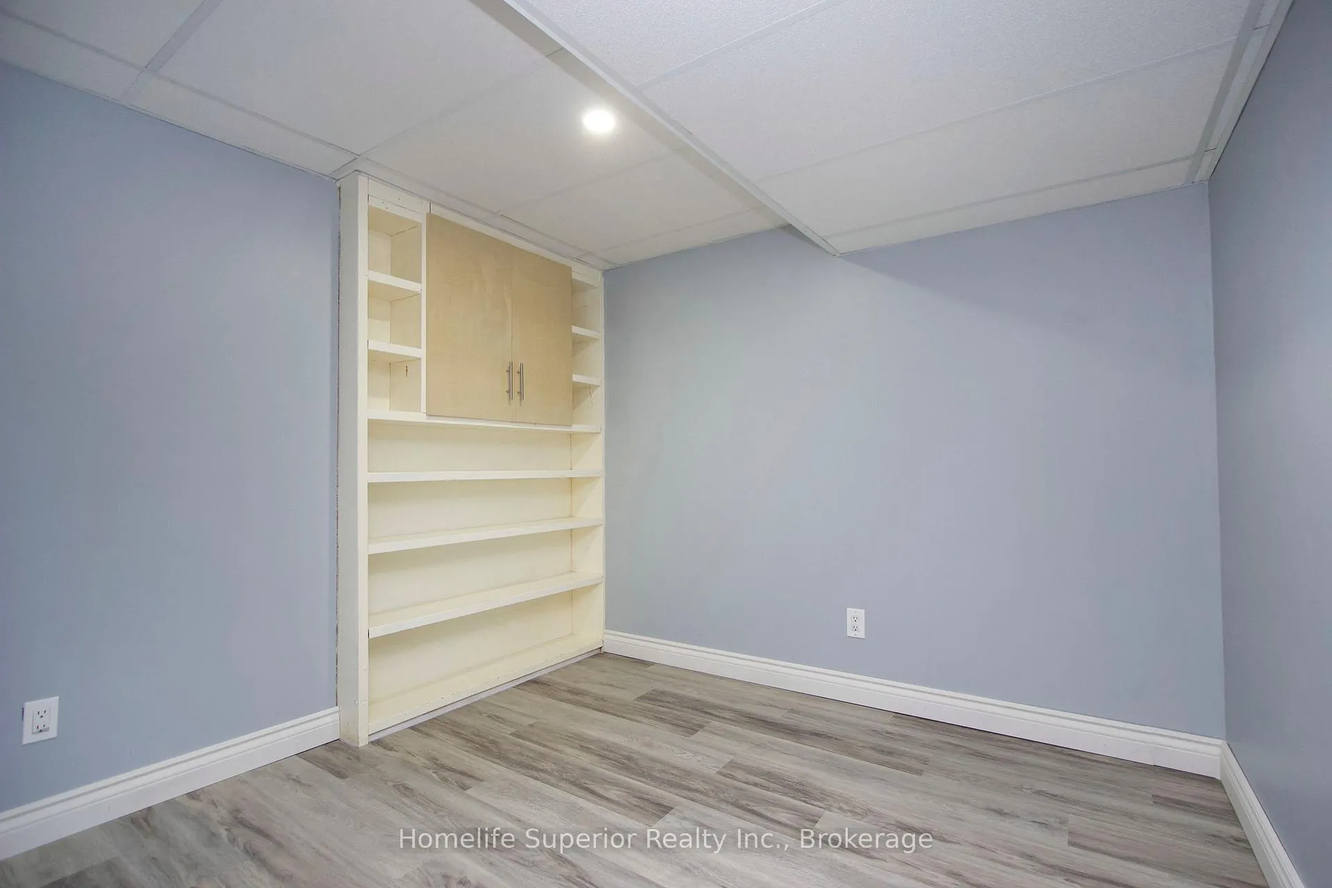 Photo 34 of 122 Sandringham Drive, Clarington, Courtice — HOMEH