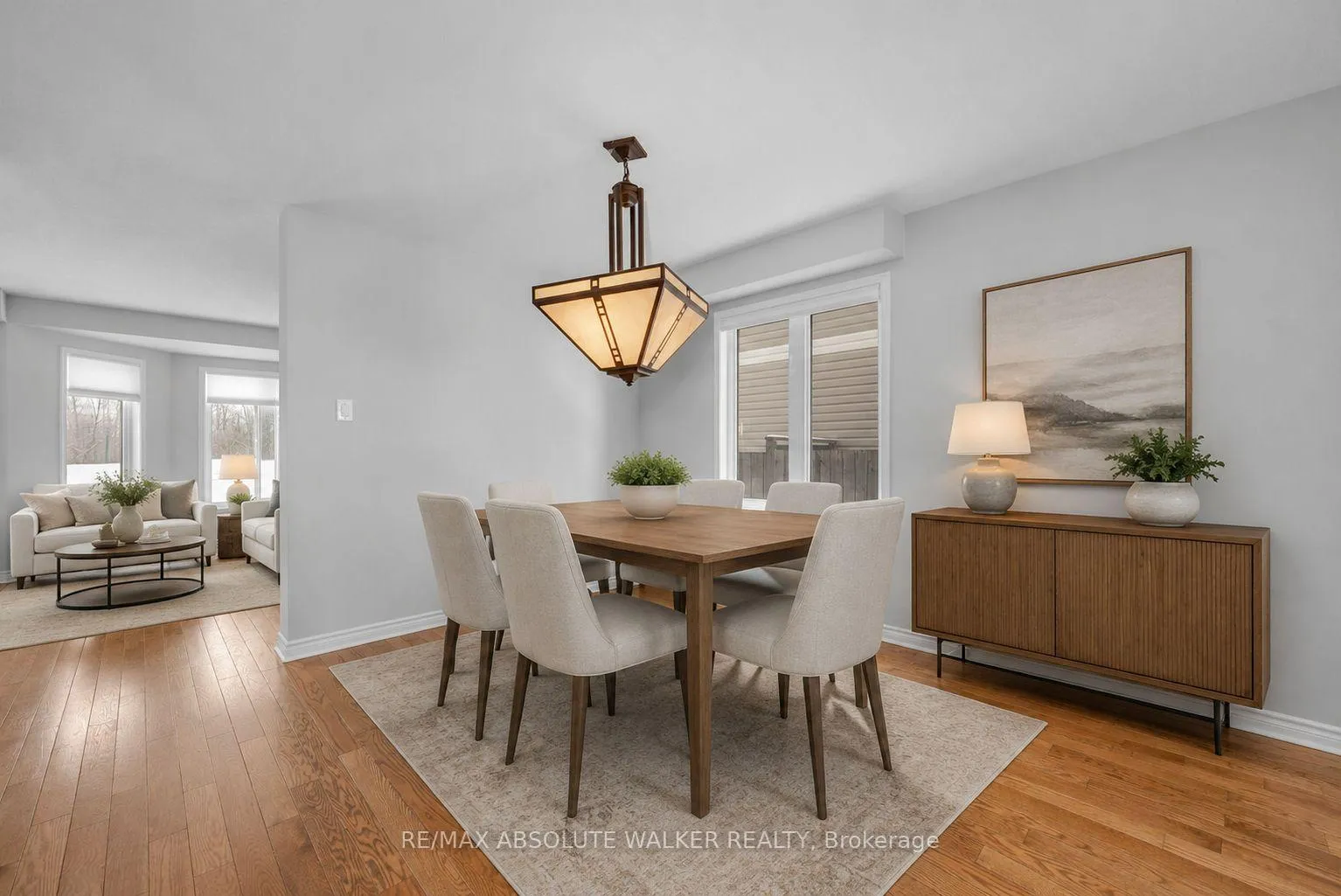 Photo 6 of 2351 Glandriel Crescent, Ottawa, Springridge/East Village — HOMEH