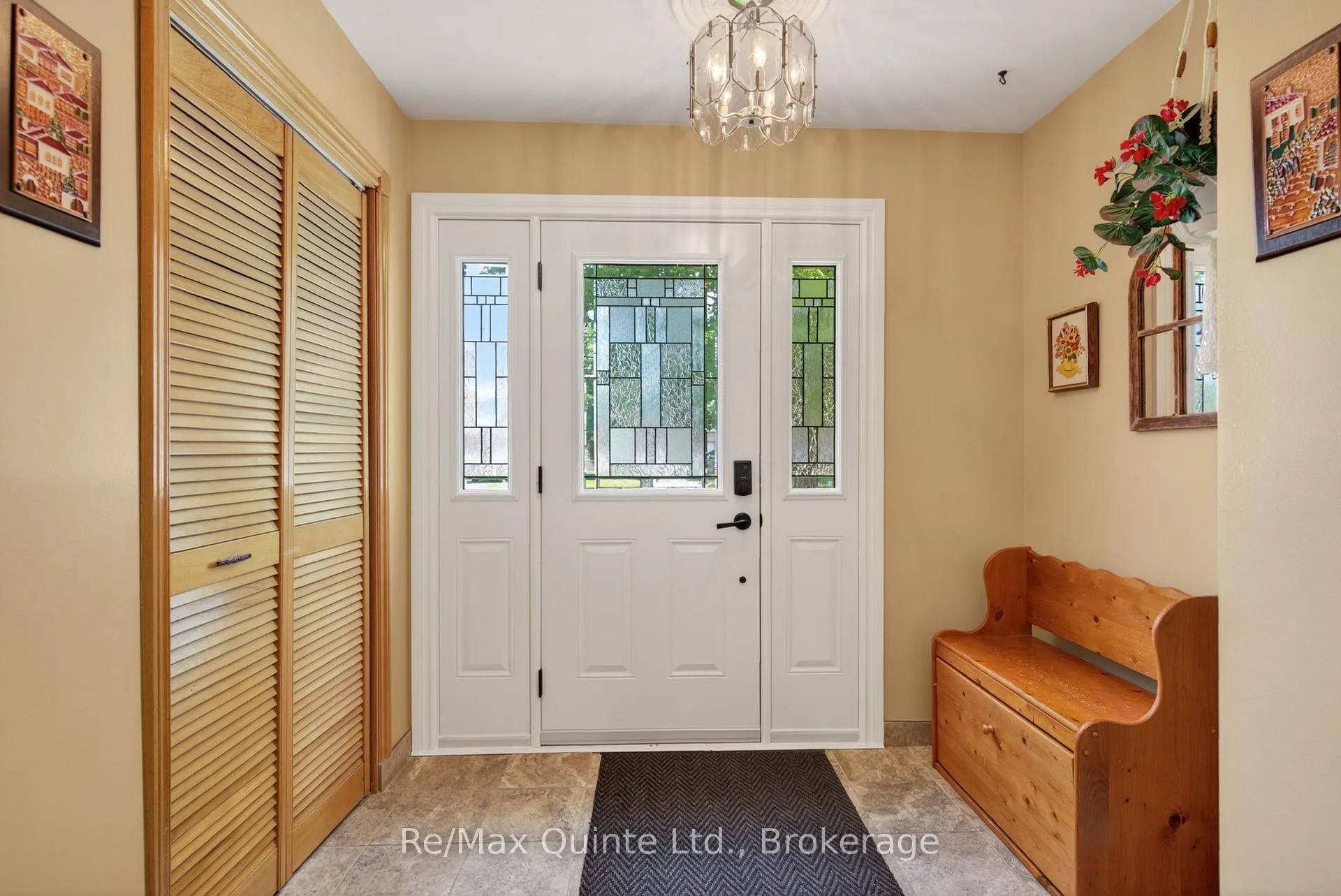Photo 5 of 37 Wickens Street, Quinte West, Sidney Ward — HOMEH