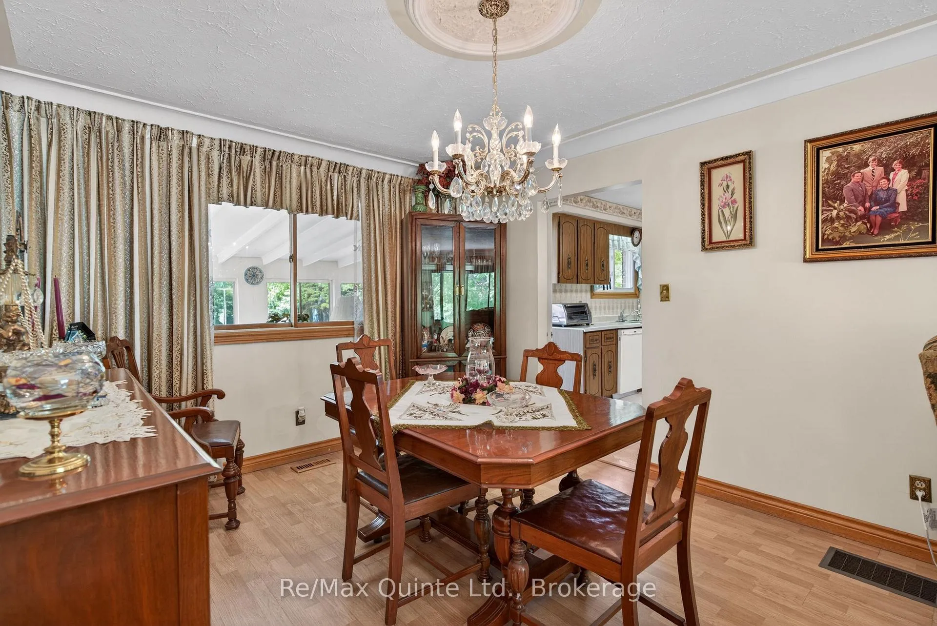 Photo 11 of 37 Wickens Street, Quinte West, Sidney Ward — HOMEH