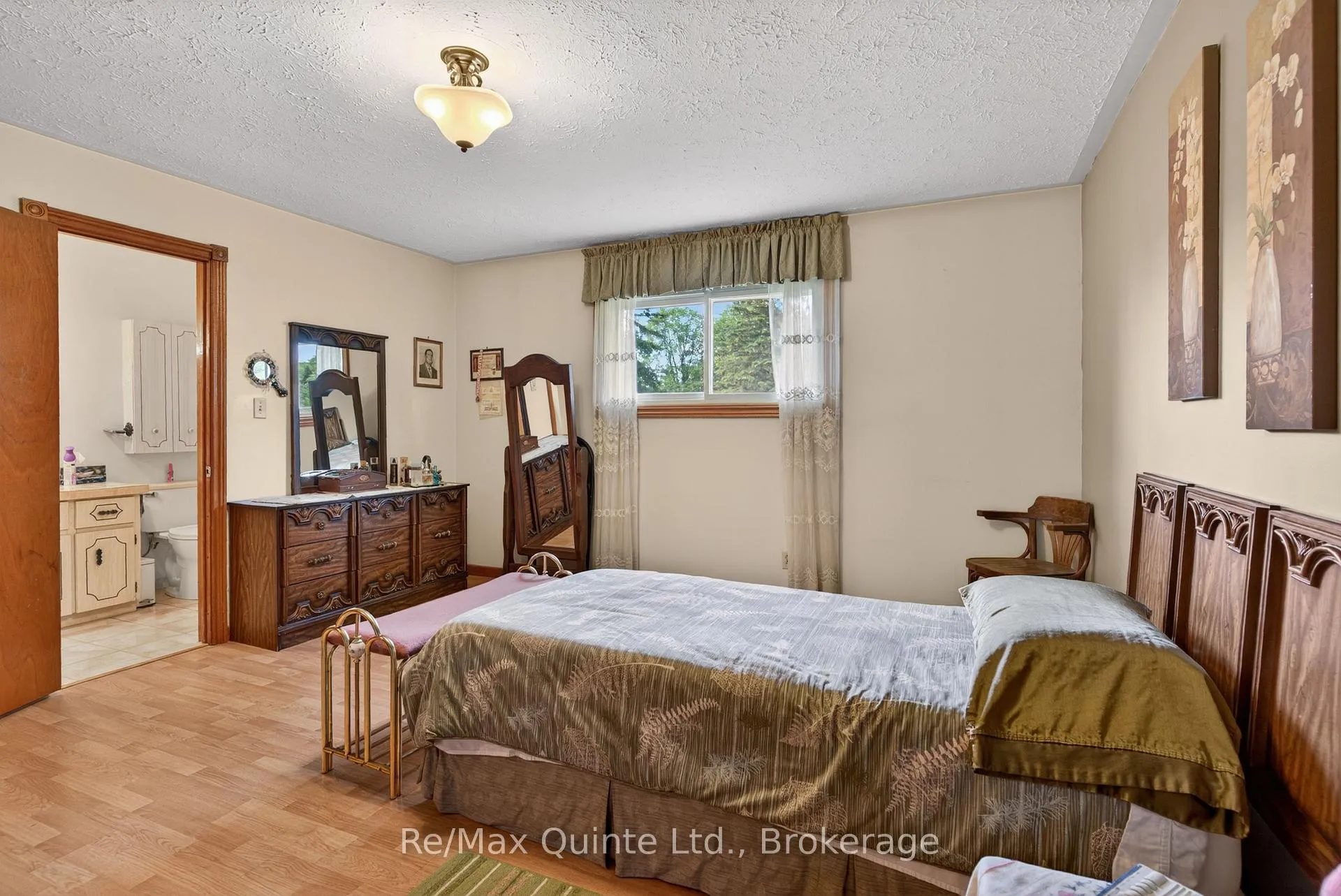Photo 22 of 37 Wickens Street, Quinte West, Sidney Ward — HOMEH