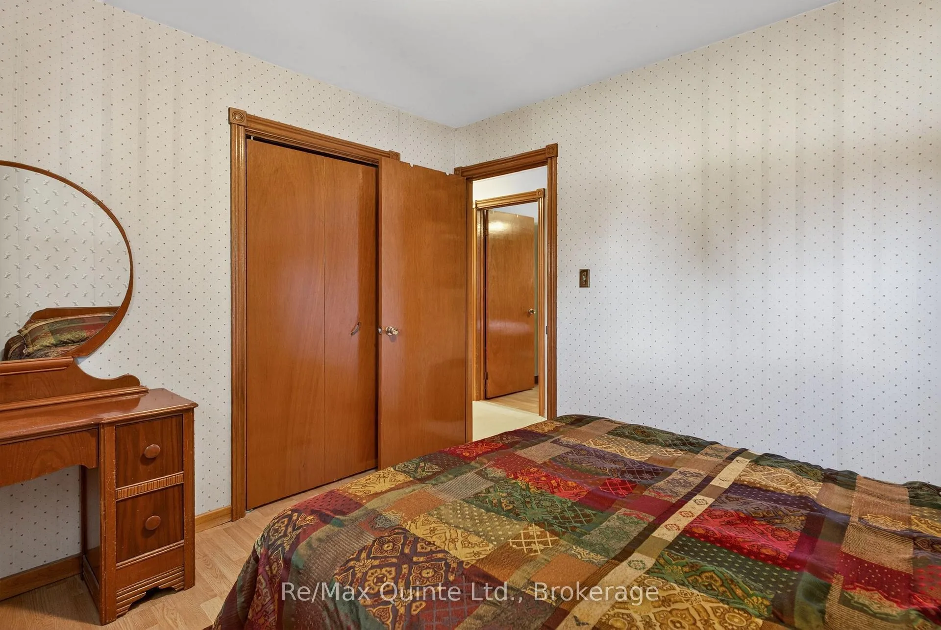 Photo 25 of 37 Wickens Street, Quinte West, Sidney Ward — HOMEH