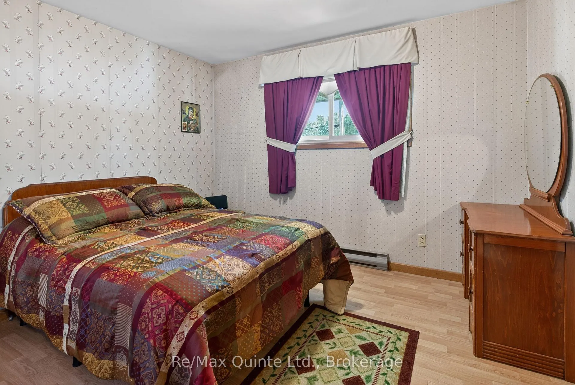 Photo 26 of 37 Wickens Street, Quinte West, Sidney Ward — HOMEH