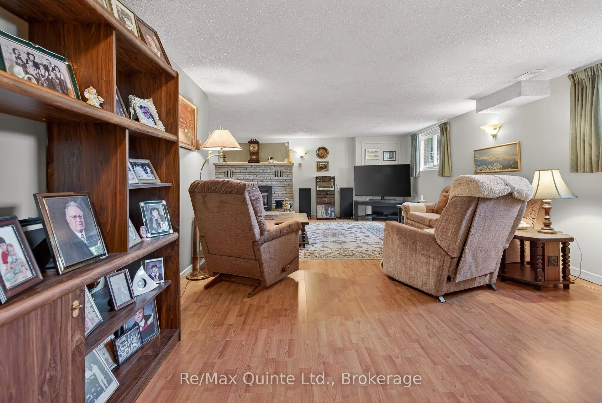 Photo 29 of 37 Wickens Street, Quinte West, Sidney Ward — HOMEH