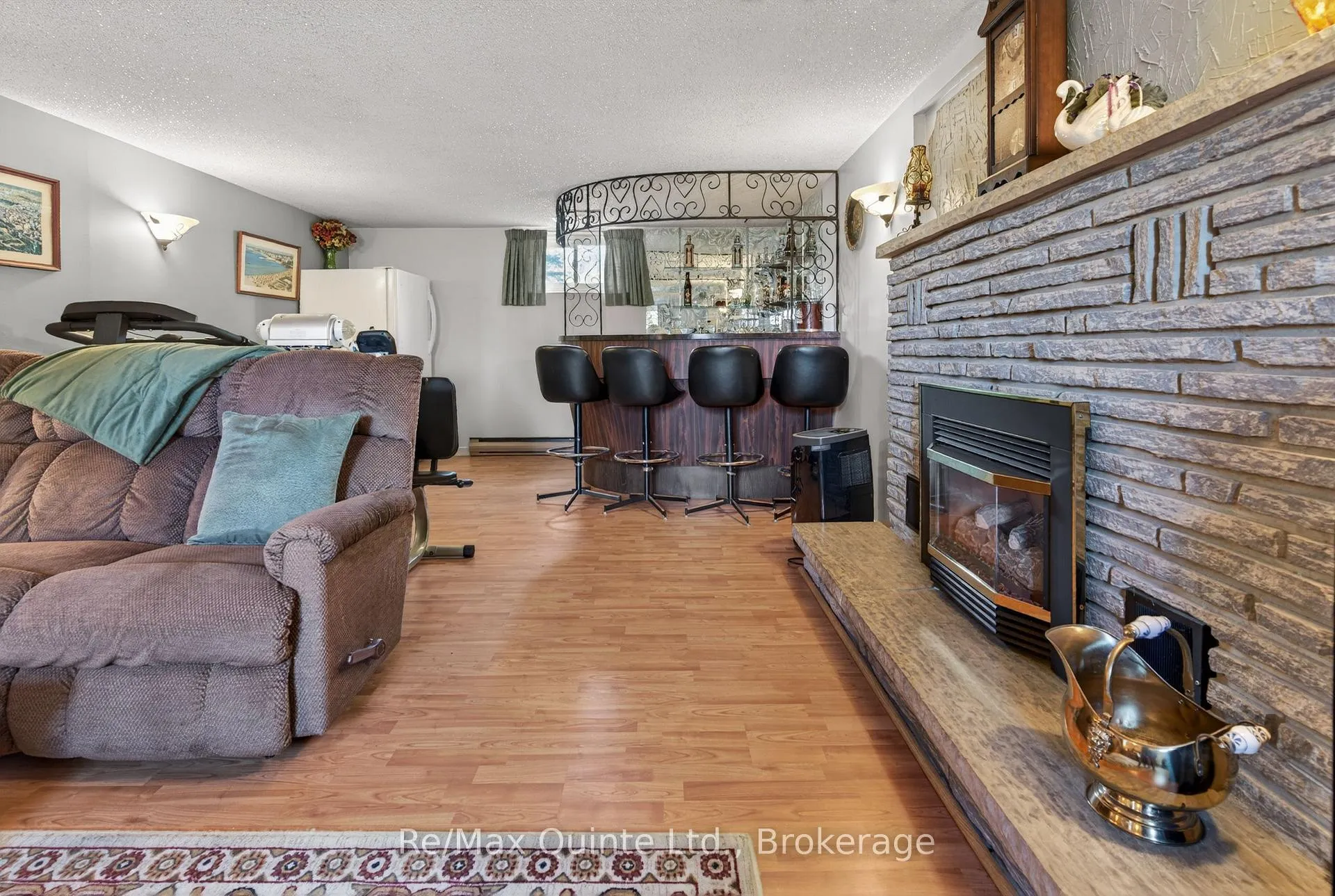 Photo 32 of 37 Wickens Street, Quinte West, Sidney Ward — HOMEH
