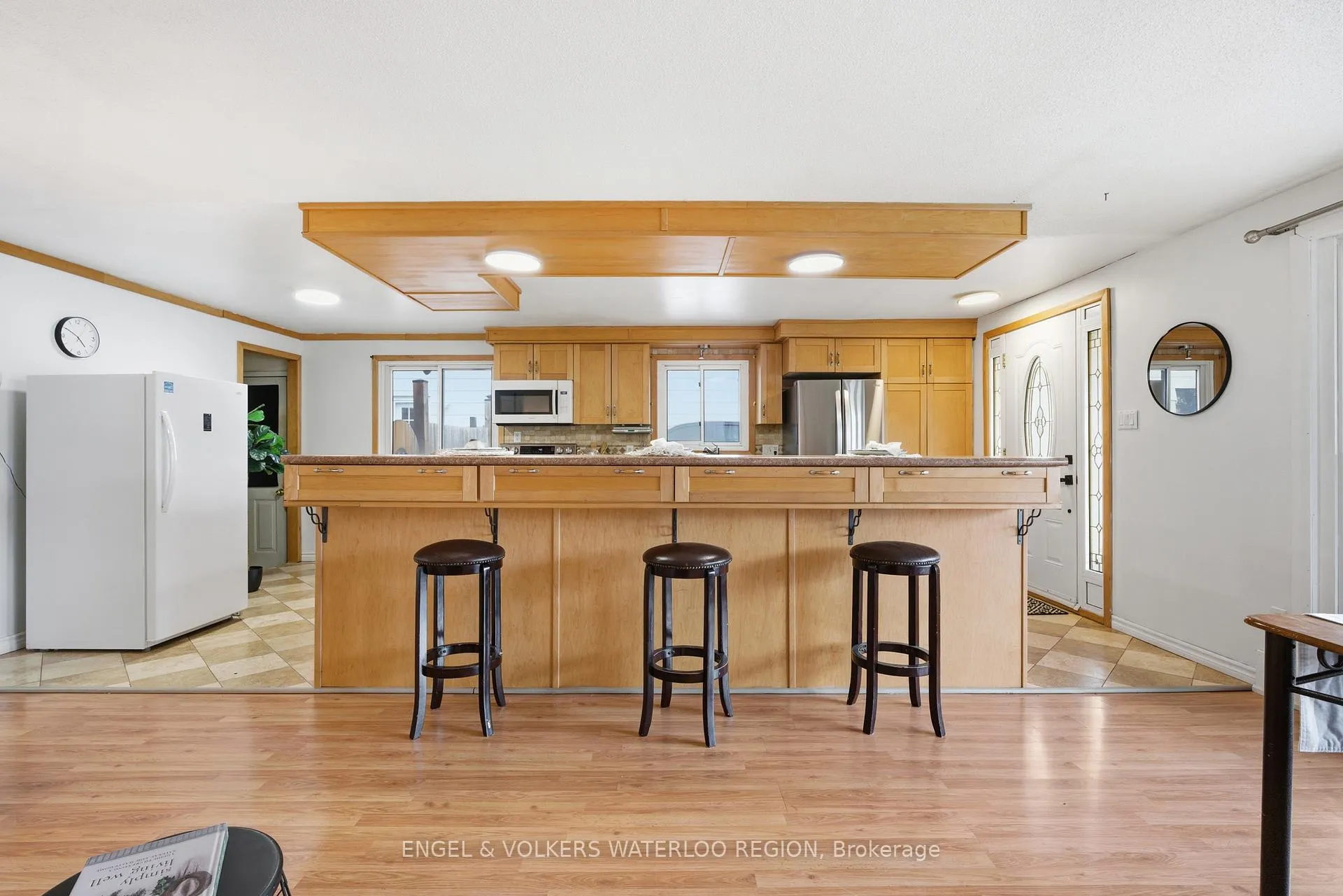 Photo 14 of 515 Strasburg Road, Kitchener, Alpine — HOMEH