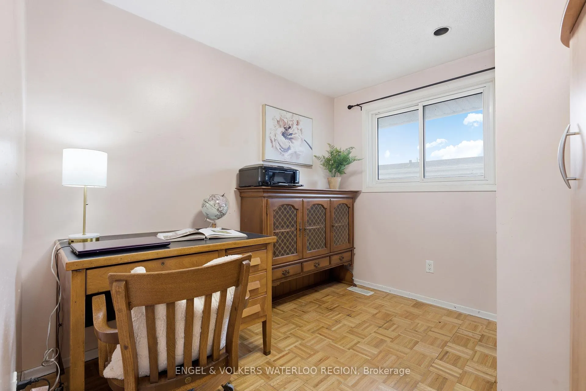 Photo 16 of 515 Strasburg Road, Kitchener, Alpine — HOMEH