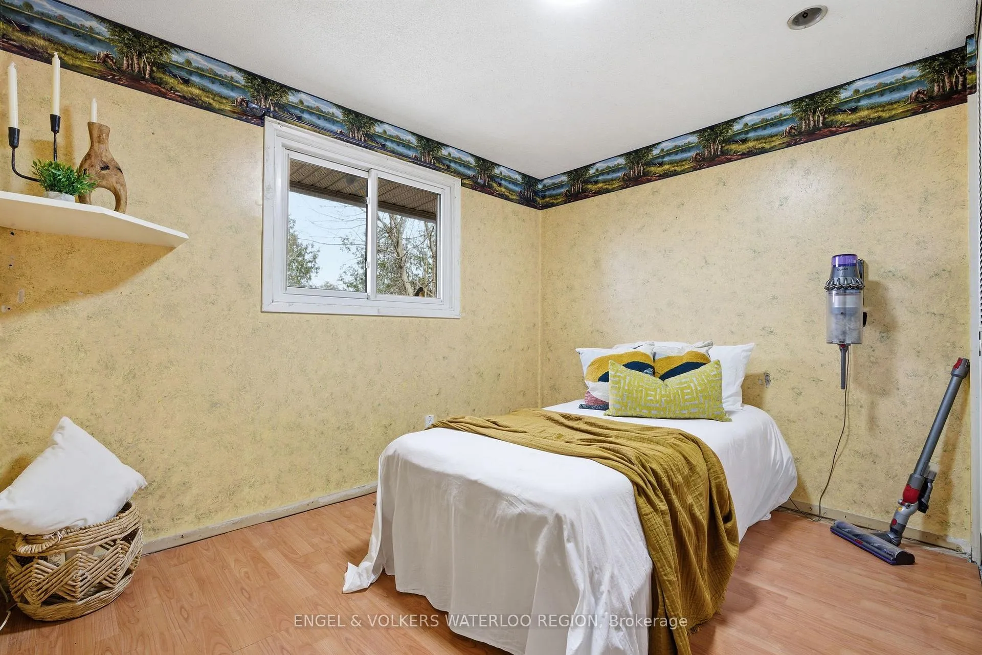 Photo 20 of 515 Strasburg Road, Kitchener, Alpine — HOMEH