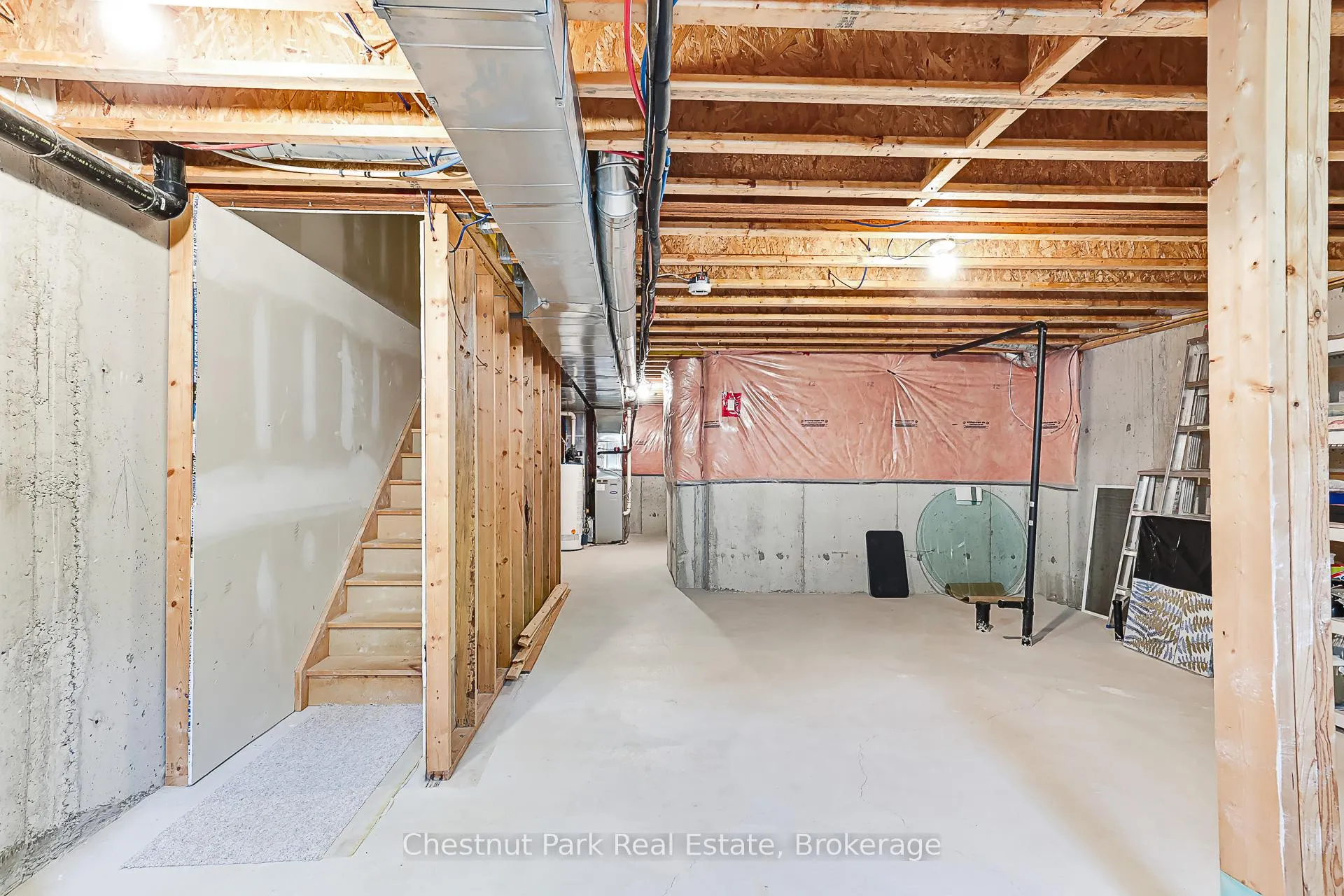 Photo 29 of 53 Joseph Trail, Collingwood — HOMEH