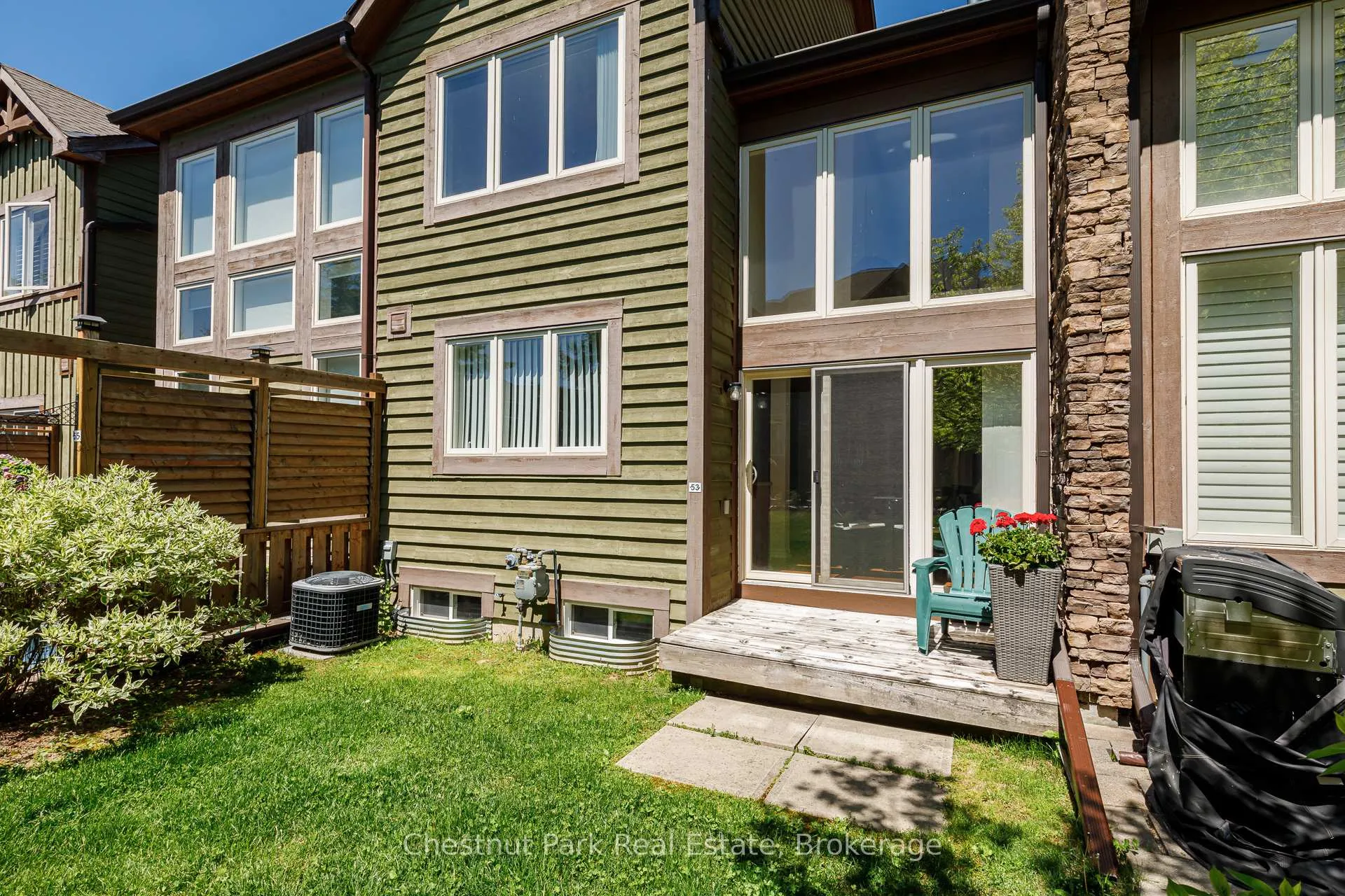 Photo 31 of 53 Joseph Trail, Collingwood — HOMEH