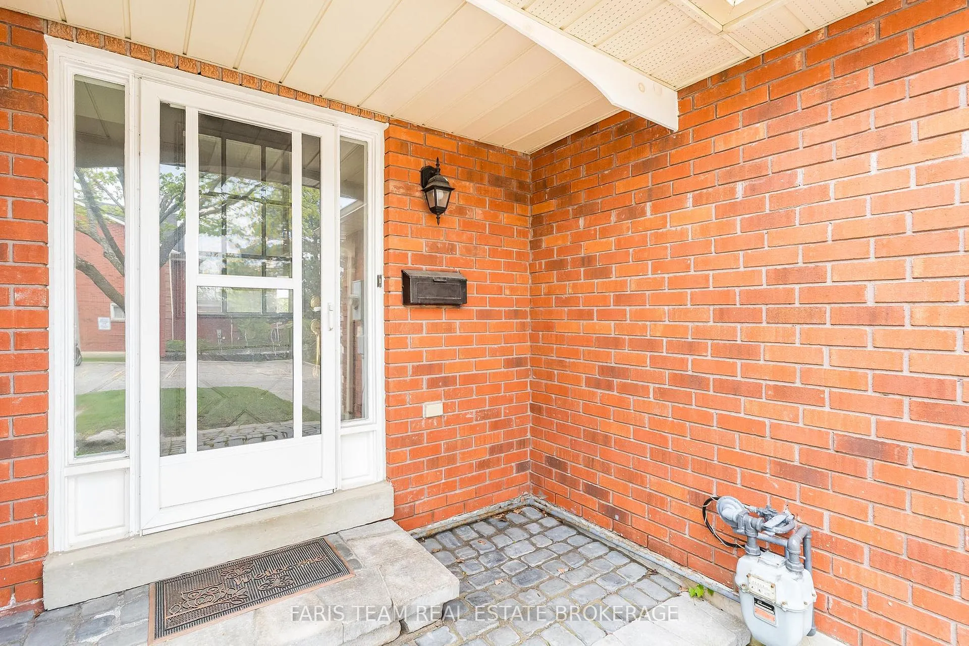 Photo 3 of Unit 64, 165 Kozlov Street, Barrie, West Bayfield — HOMEH