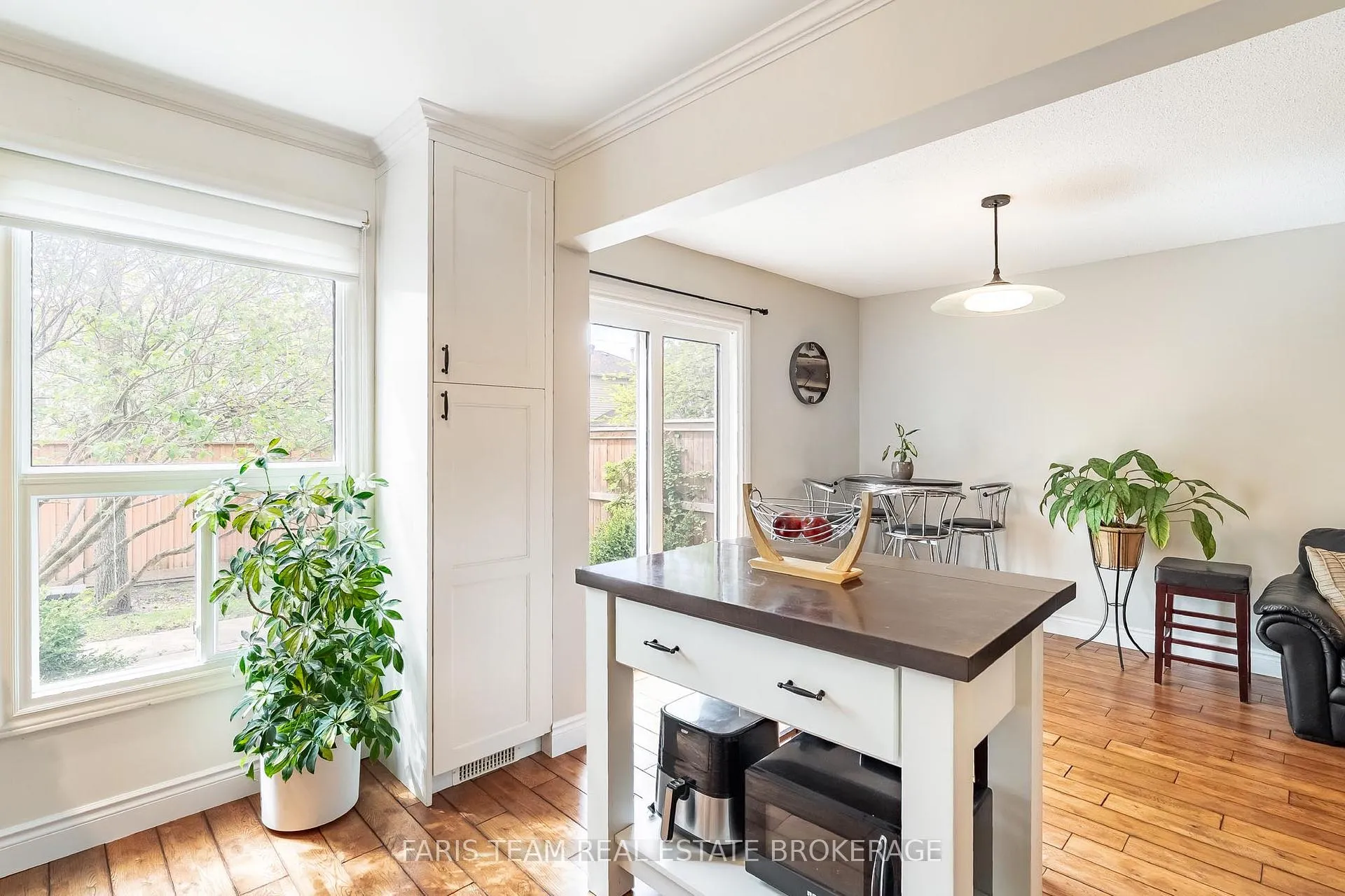 Photo 9 of Unit 64, 165 Kozlov Street, Barrie, West Bayfield — HOMEH