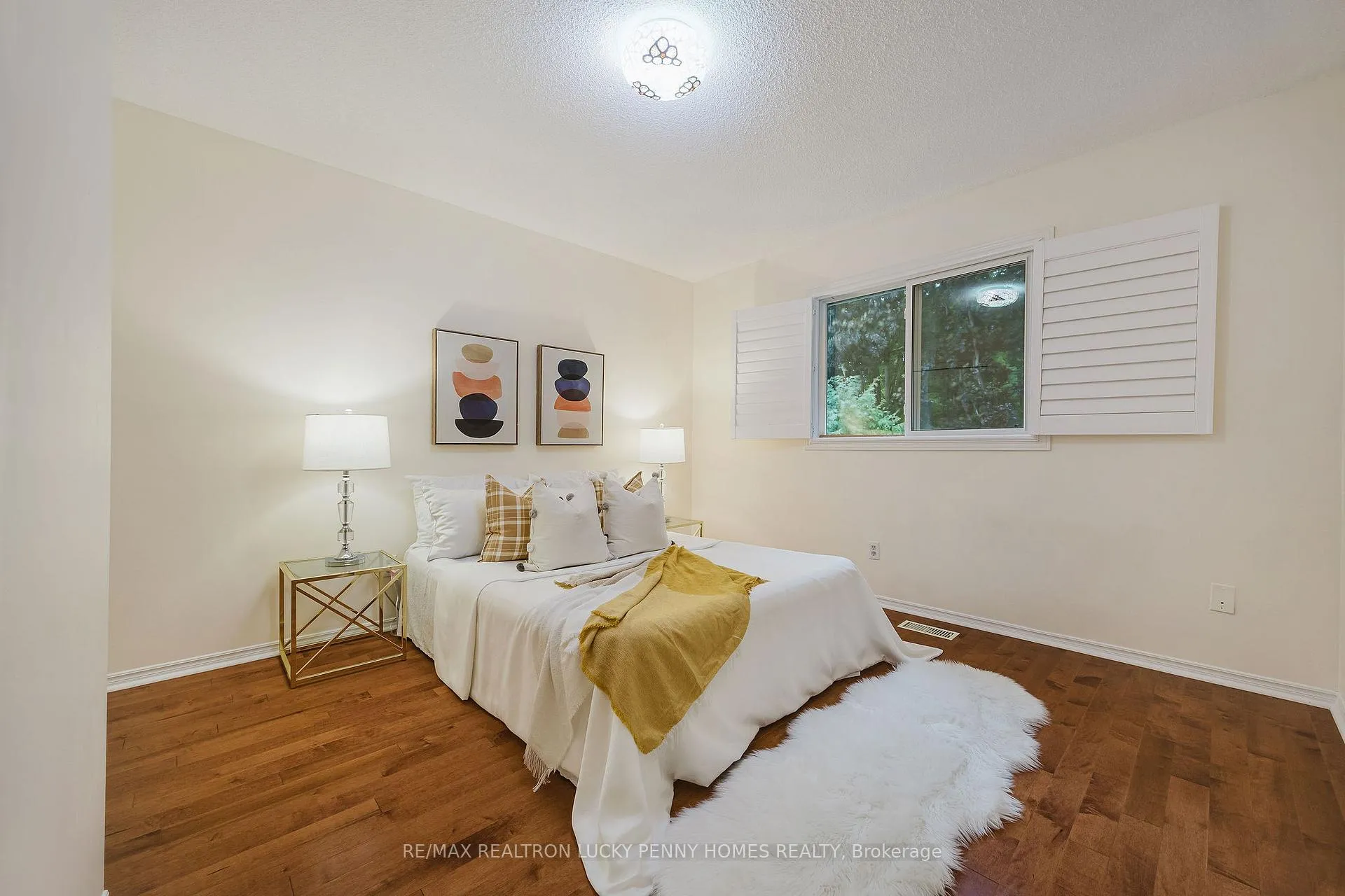 Photo 25 of 4 McPhail Court, Markham, Buttonville — HOMEH