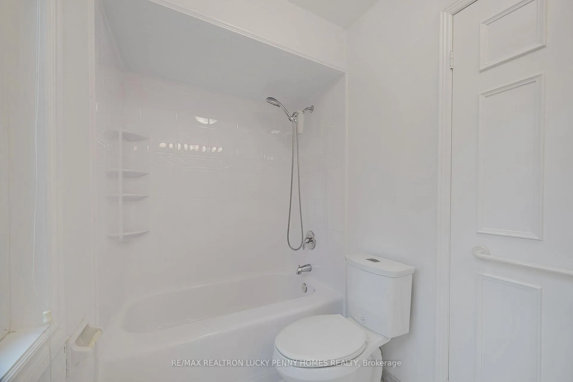 Photo 27 of 4 McPhail Court, Markham, Buttonville — HOMEH