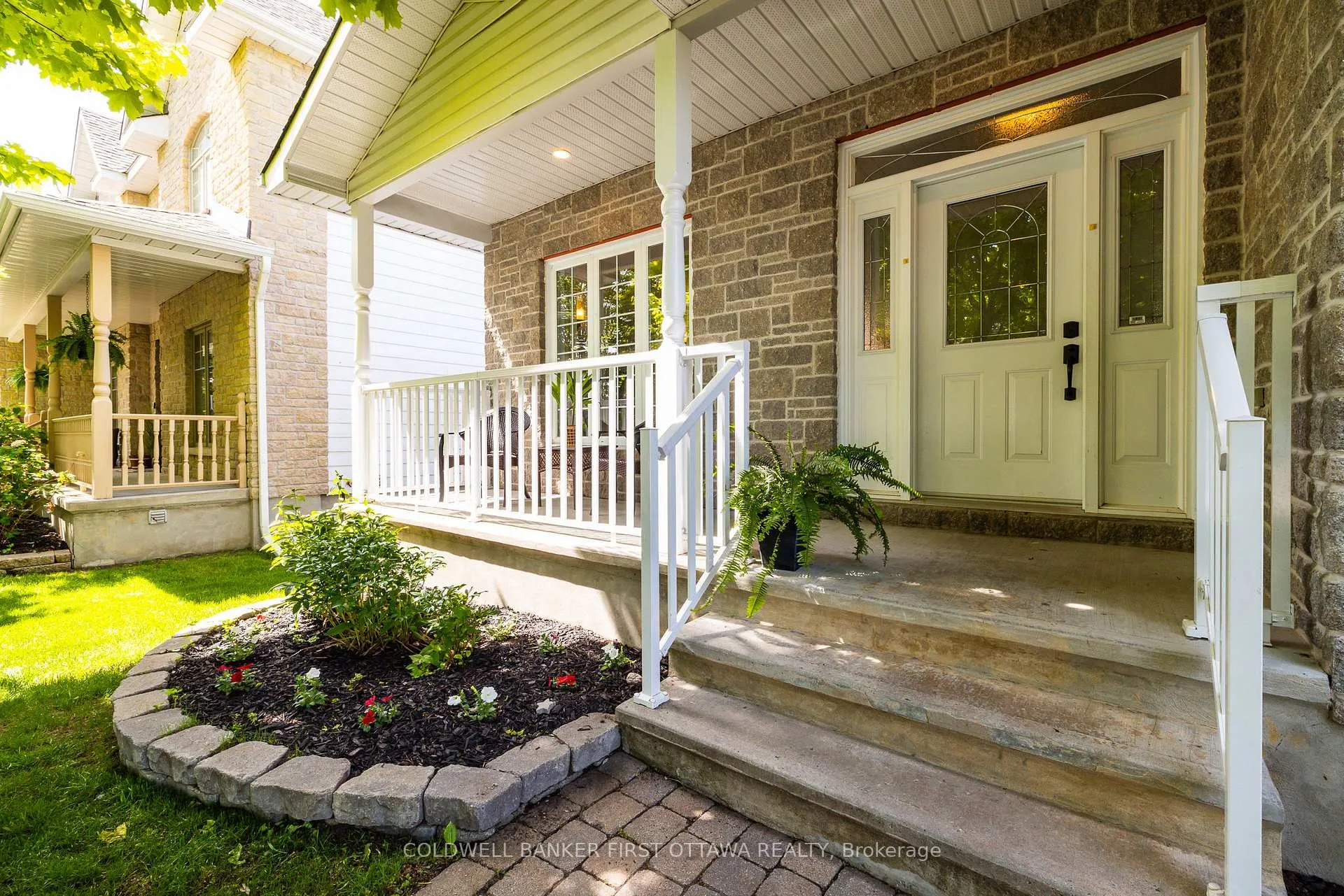 Photo 2 of 187 Glenncastle Drive, Ottawa, Carp — HOMEH