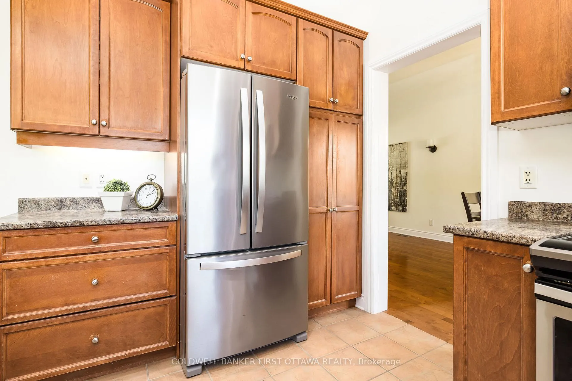Photo 15 of 187 Glenncastle Drive, Ottawa, Carp — HOMEH
