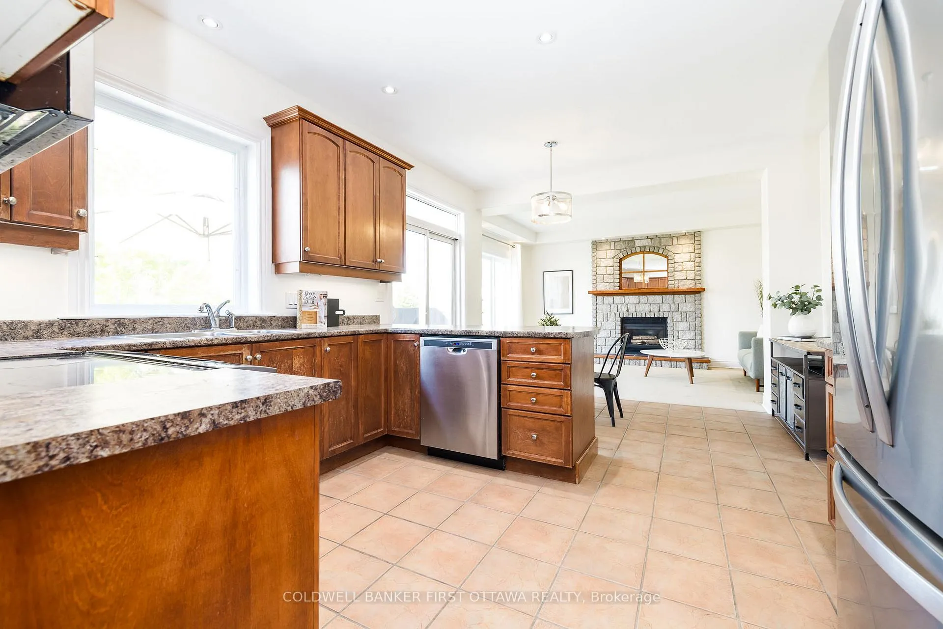 Photo 16 of 187 Glenncastle Drive, Ottawa, Carp — HOMEH