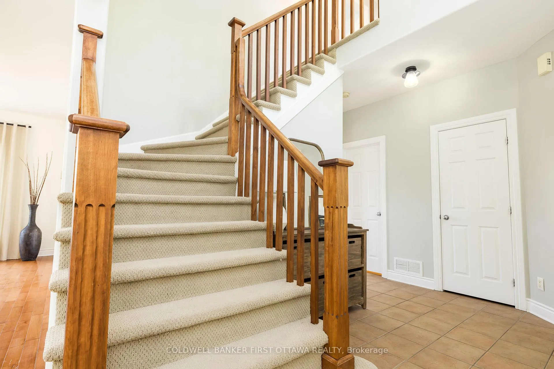 Photo 24 of 187 Glenncastle Drive, Ottawa, Carp — HOMEH