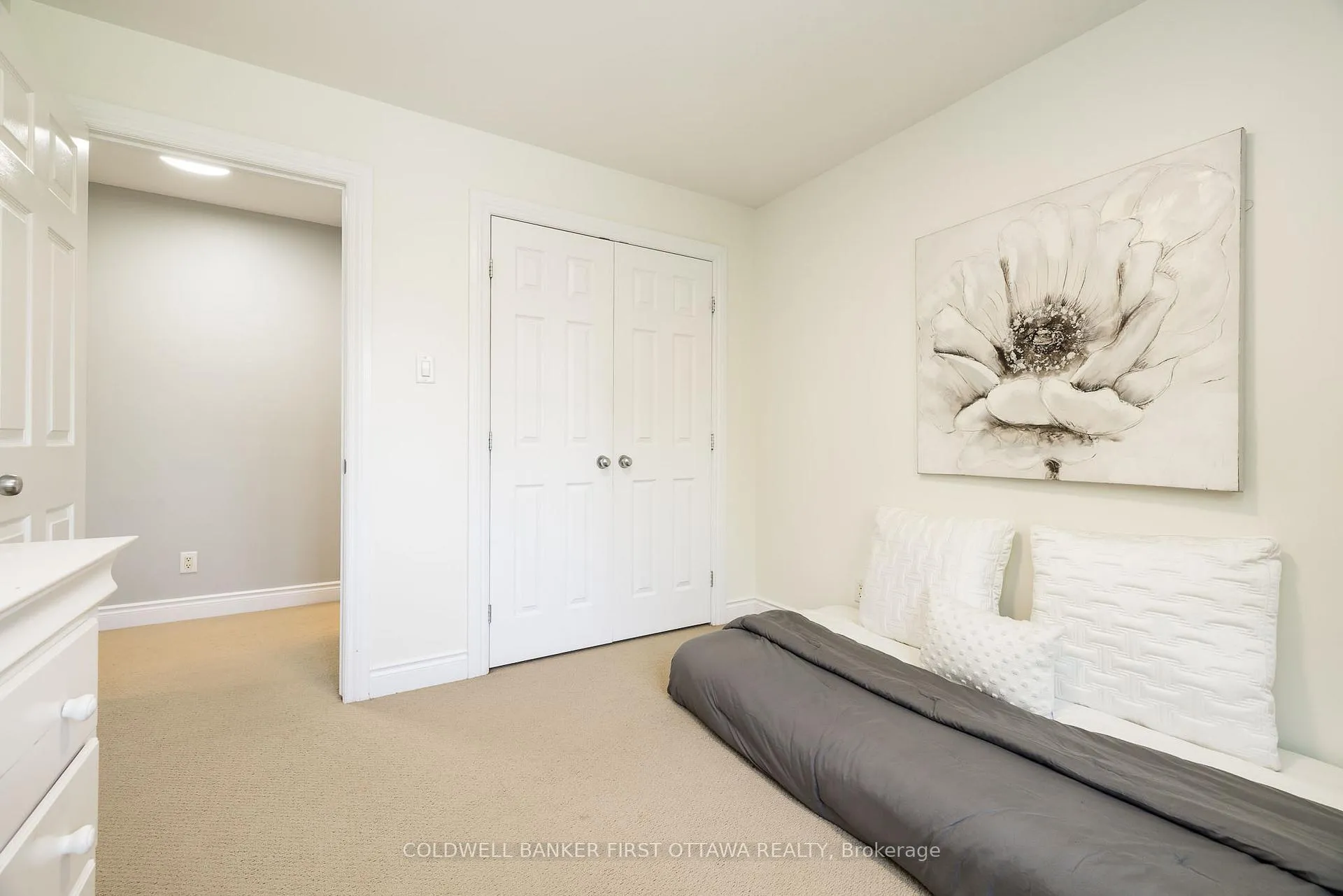 Photo 32 of 187 Glenncastle Drive, Ottawa, Carp — HOMEH