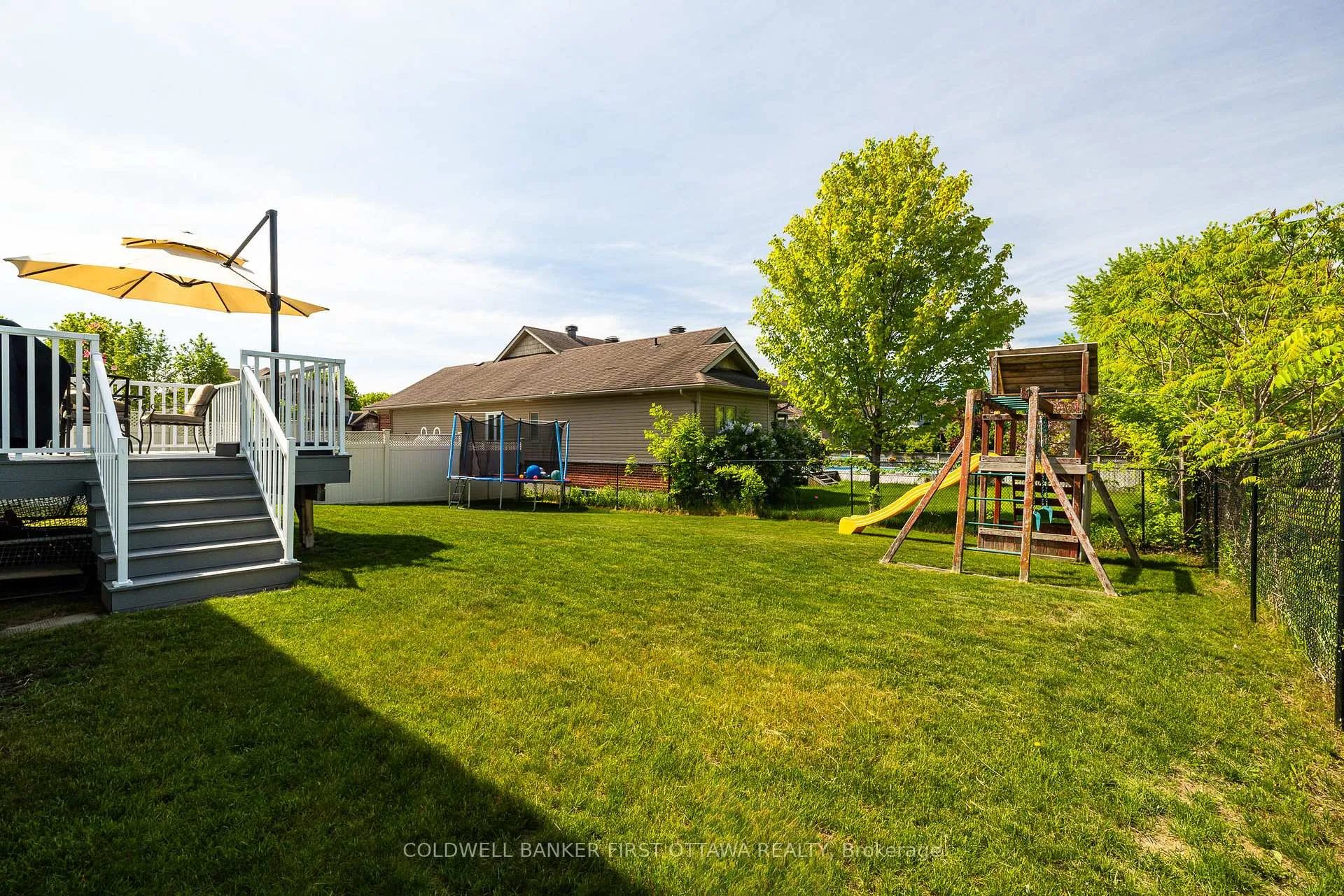 Photo 46 of 187 Glenncastle Drive, Ottawa, Carp — HOMEH