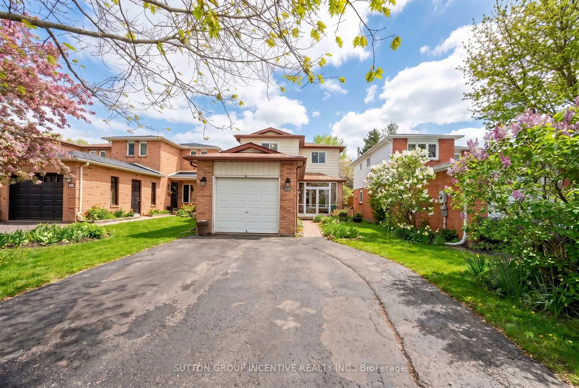 Photo 1 of 113 Garden Drive, Barrie, Allandale Heights — HOMEH