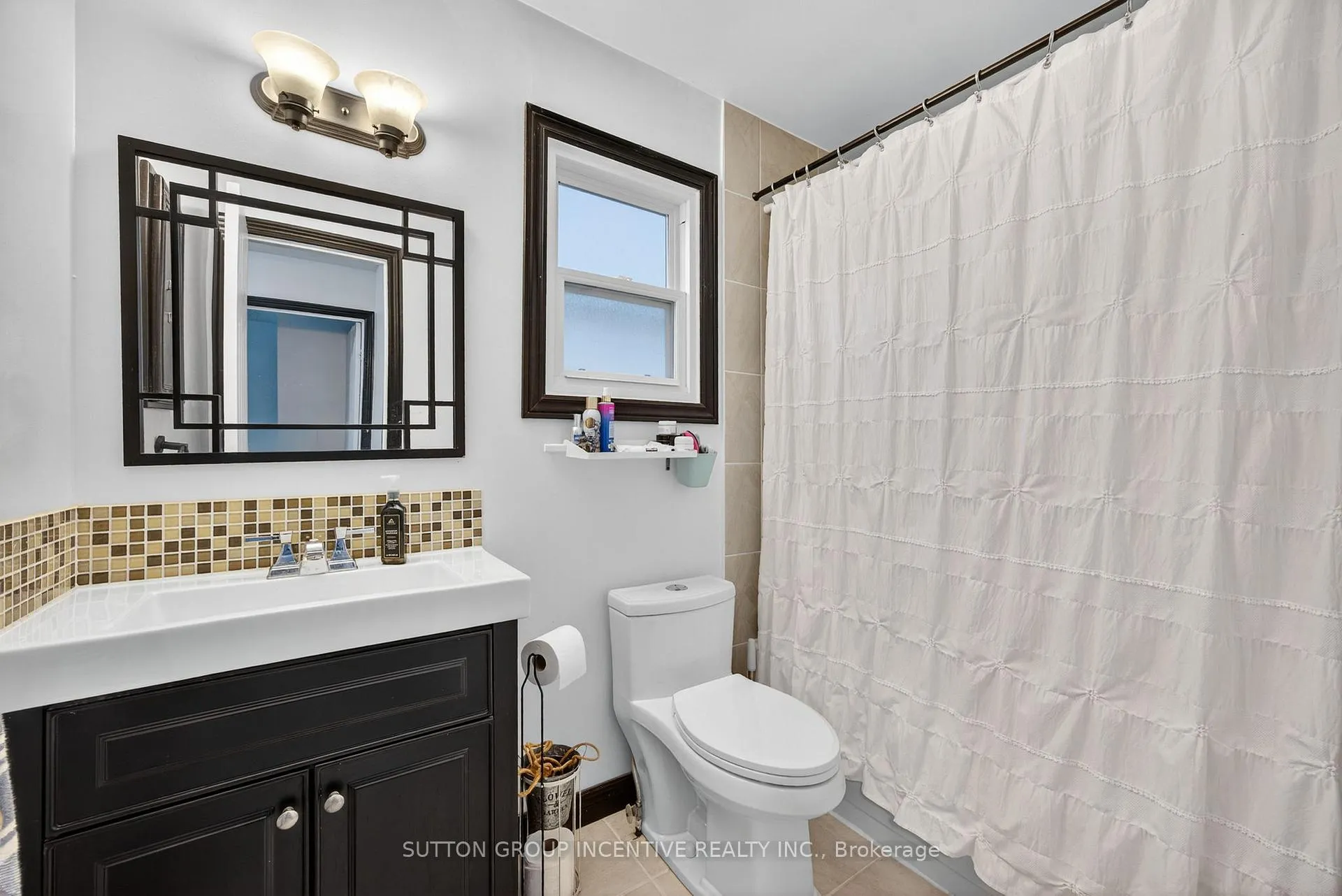 Photo 24 of 113 Garden Drive, Barrie, Allandale Heights — HOMEH
