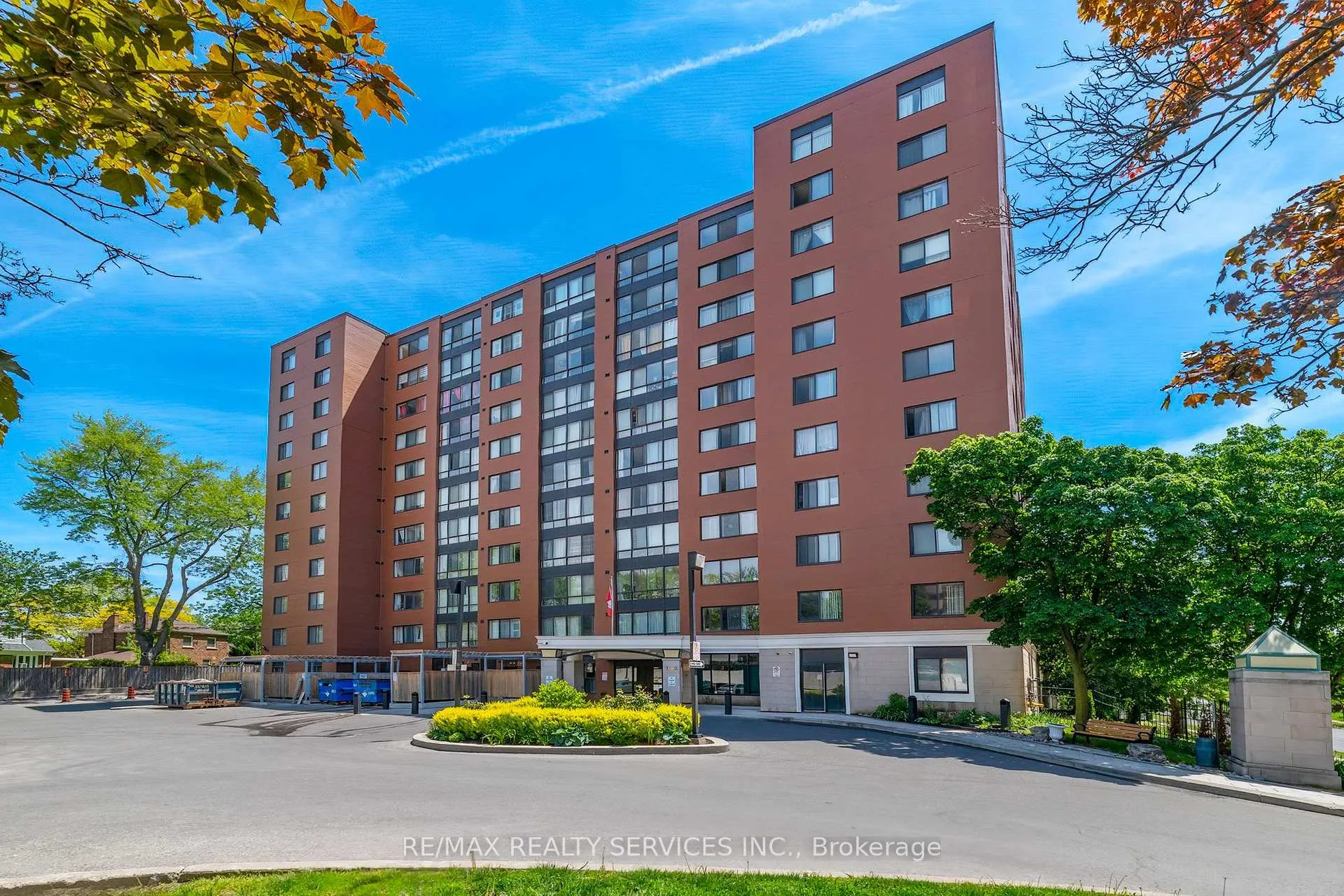 Front of Unit 208, 1665 Victoria Park Avenue