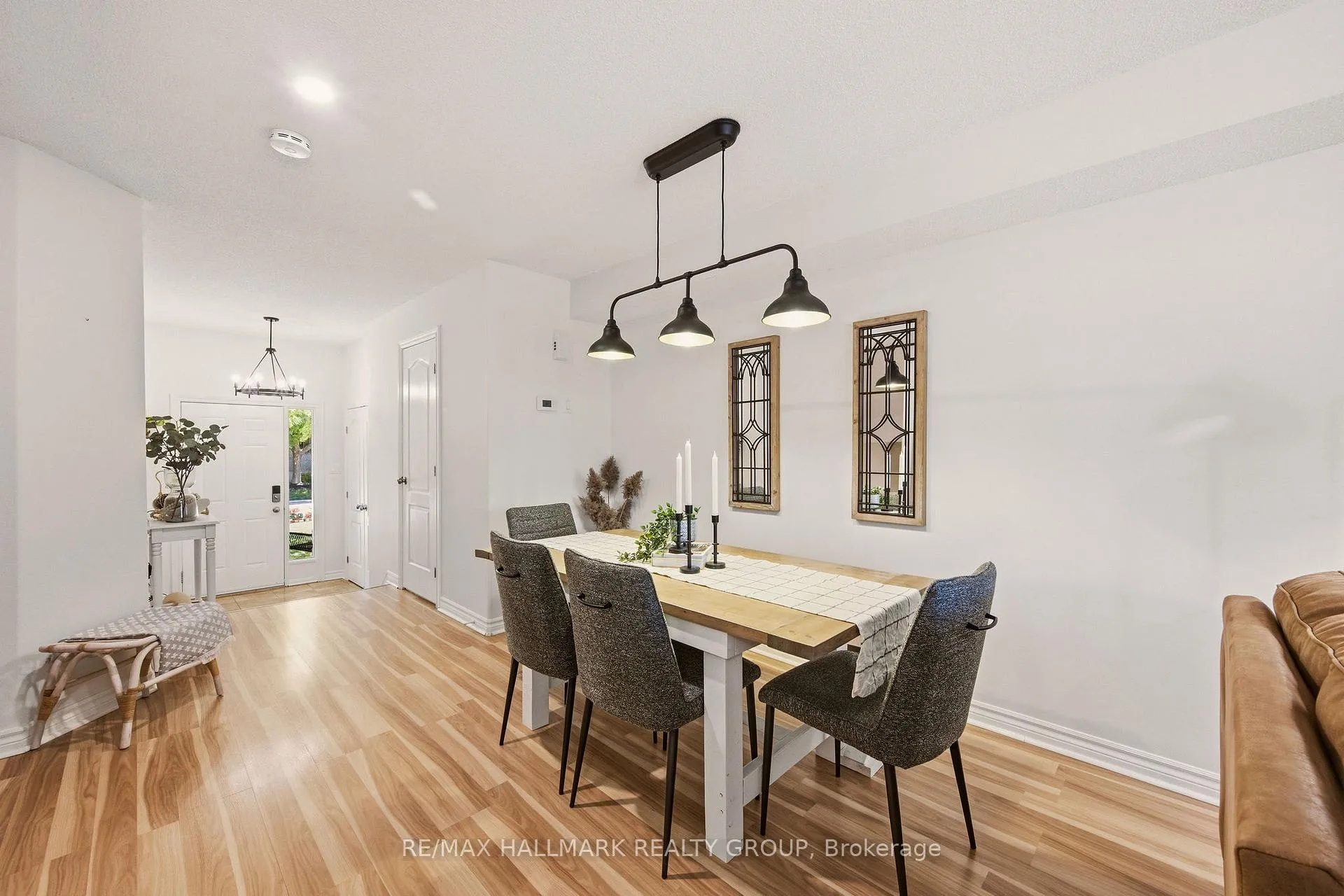 Photo 7 of 154 Talltree Crescent, Ottawa, Stittsville (Central) — HOMEH