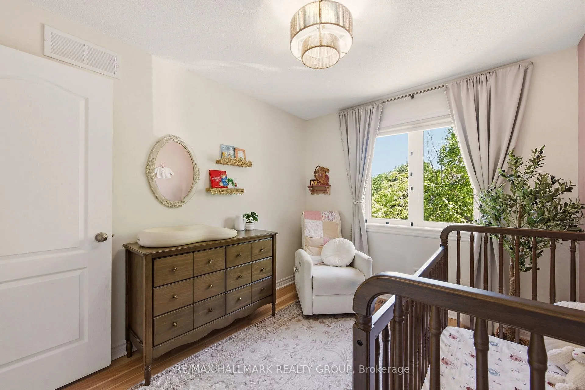 Photo 26 of 154 Talltree Crescent, Ottawa, Stittsville (Central) — HOMEH