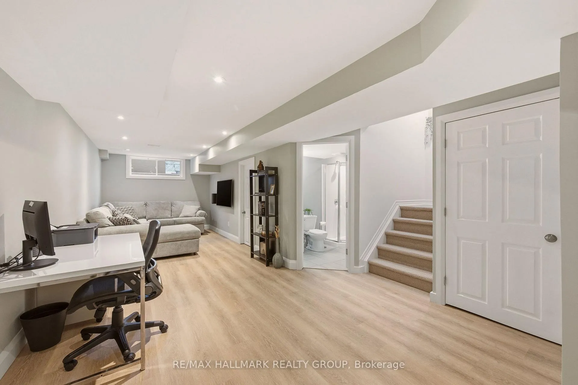 Photo 34 of 154 Talltree Crescent, Ottawa, Stittsville (Central) — HOMEH