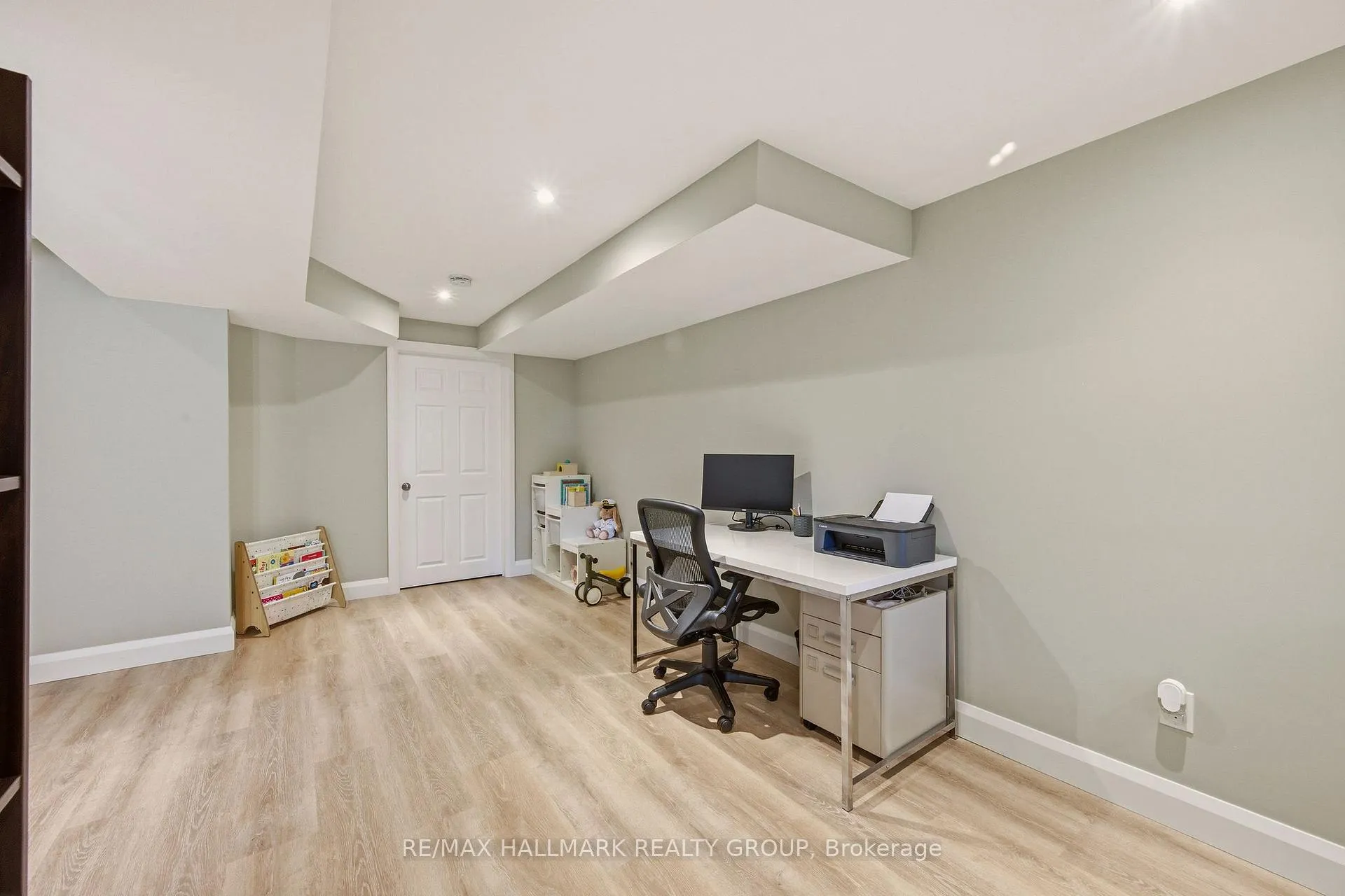 Photo 37 of 154 Talltree Crescent, Ottawa, Stittsville (Central) — HOMEH