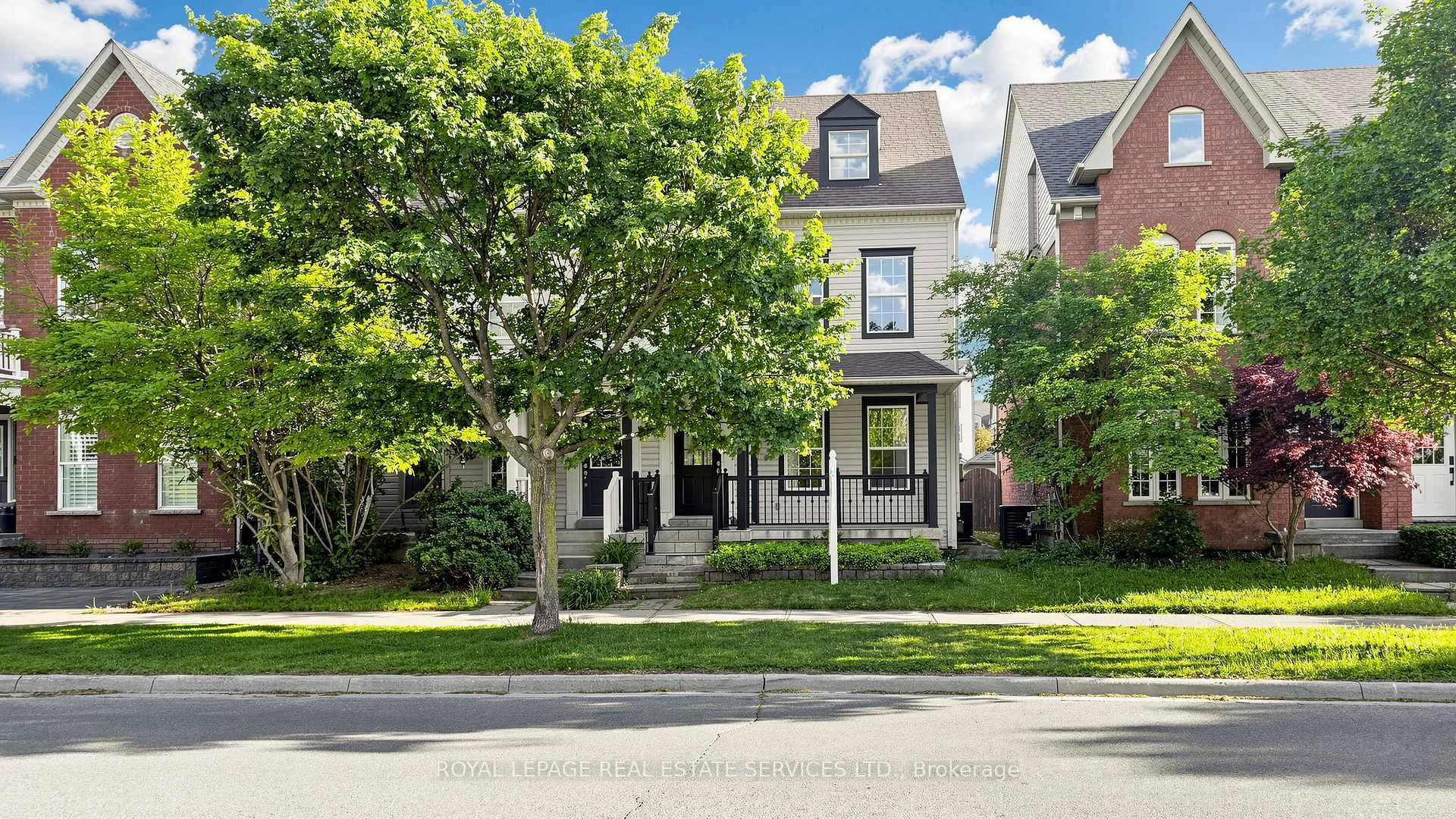 Photo 1 of 100 Georgian Drive, Oakville, River Oaks — HOMEH
