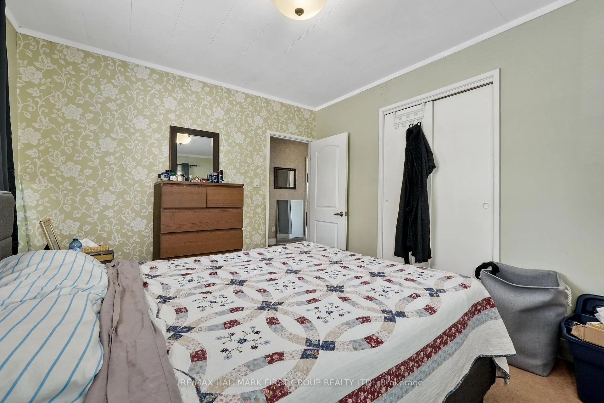 Photo 15 of 2 Park Lane, Hamilton Township, Rural Hamilton — HOMEH