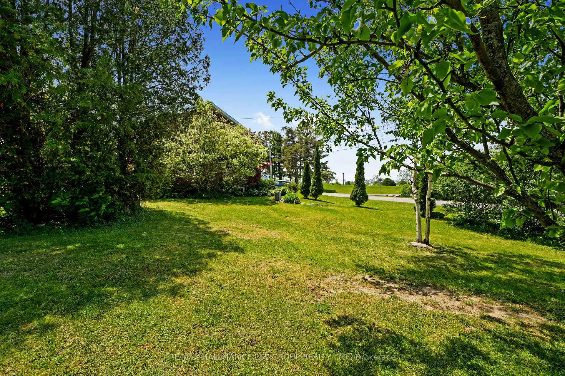 Photo 30 of 2 Park Lane, Hamilton Township, Rural Hamilton — HOMEH