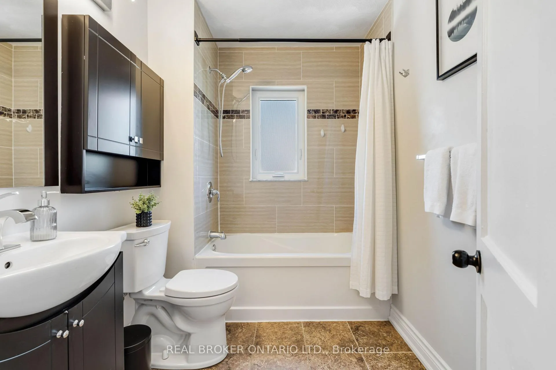 Photo 21 of 57 Scott Road, Toronto, Keelesdale-Eglinton West — HOMEH