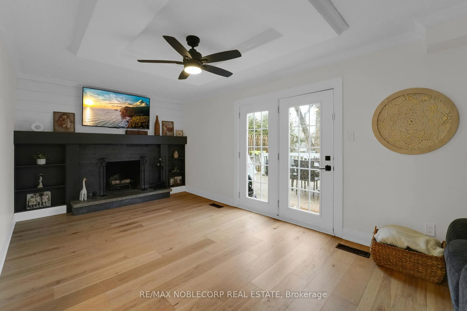 Photo 8 of 115 Elgin Drive, Brampton, Brampton South — HOMEH