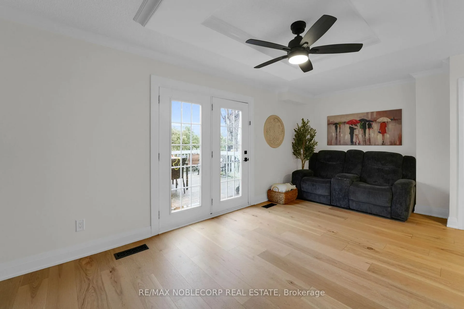 Photo 9 of 115 Elgin Drive, Brampton, Brampton South — HOMEH