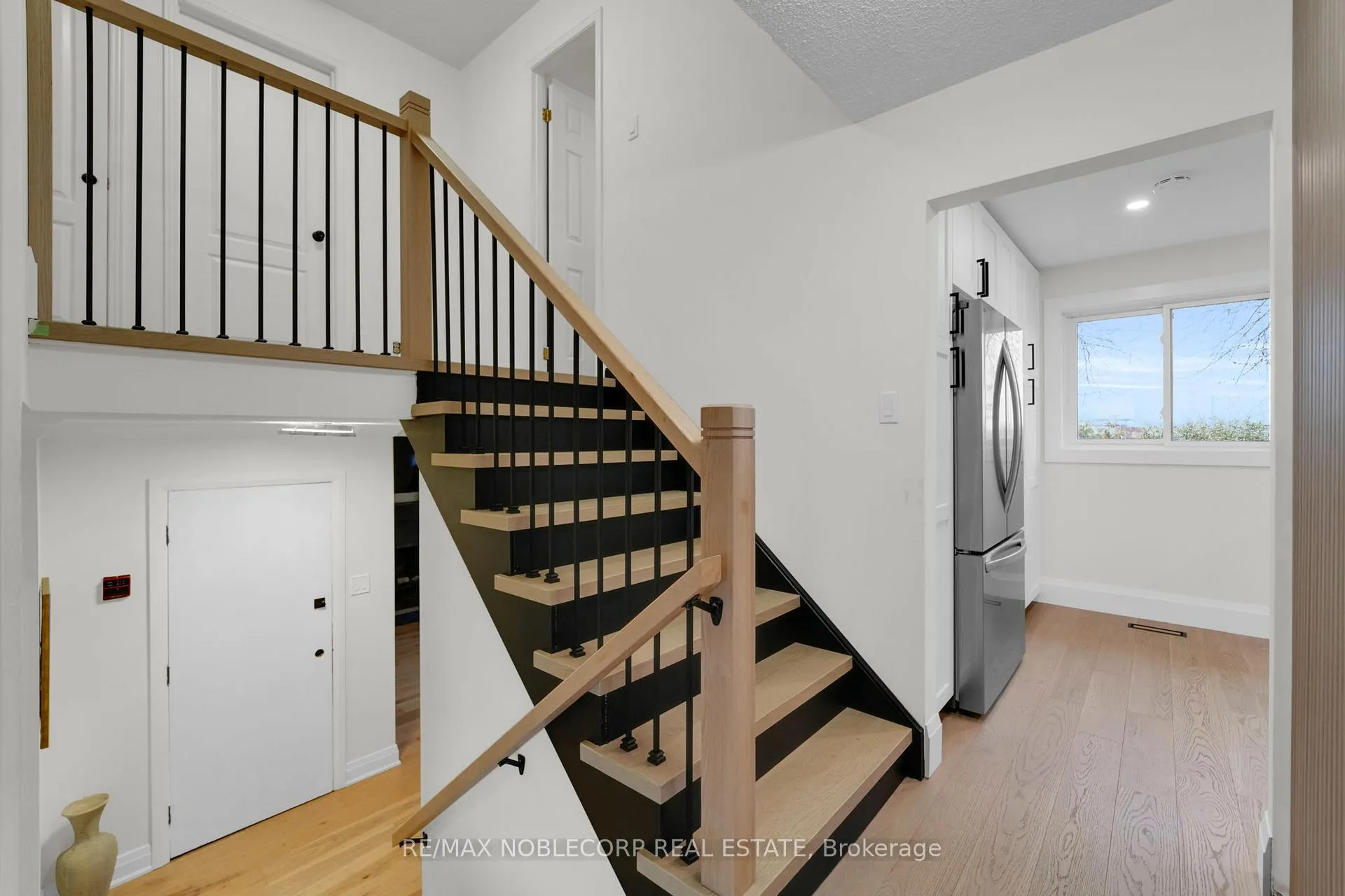 Photo 16 of 115 Elgin Drive, Brampton, Brampton South — HOMEH