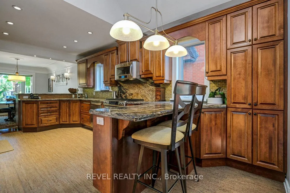 Photo 13 of 381 Third Avenue, Ottawa, Glebe — HOMEH