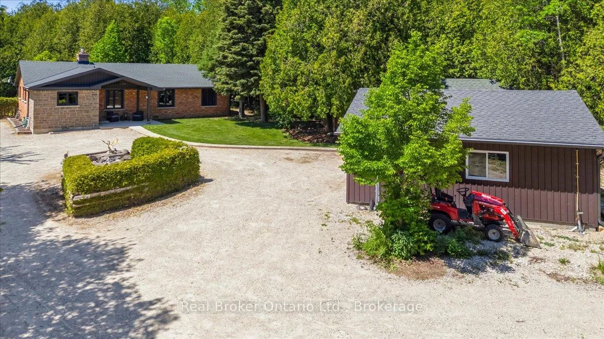 Photo 6 of 401479 Grey Road 4, West Grey — HOMEH