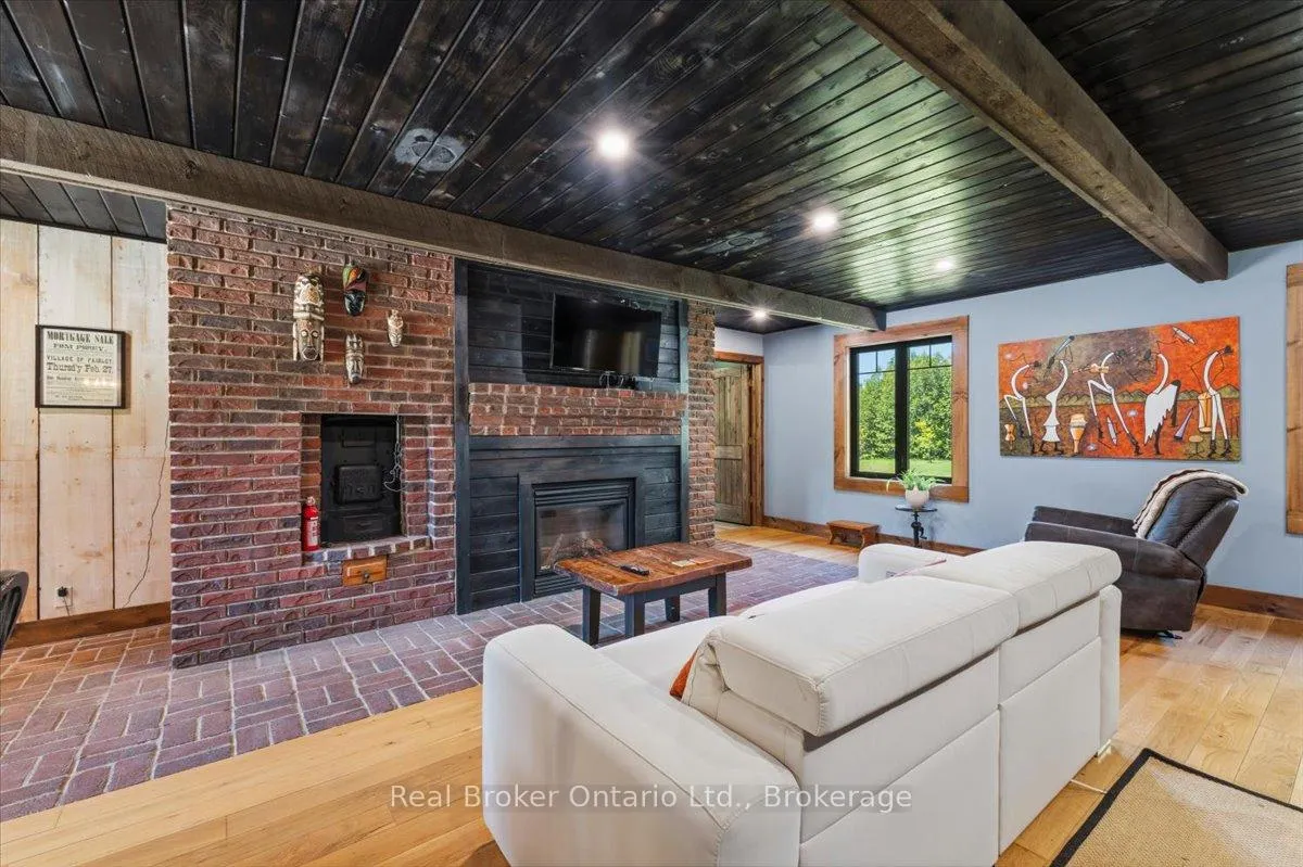 Photo 18 of 401479 Grey Road 4, West Grey — HOMEH
