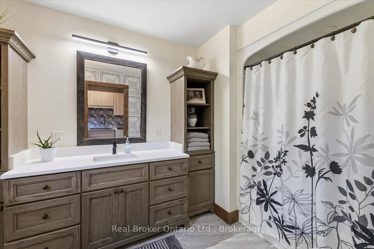 Photo 21 of 401479 Grey Road 4, West Grey — HOMEH
