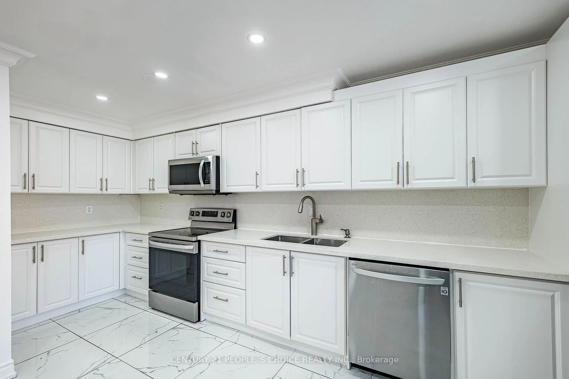 Photo 21 of 2880 Garnethill Way, Oakville, Westmount — HOMEH