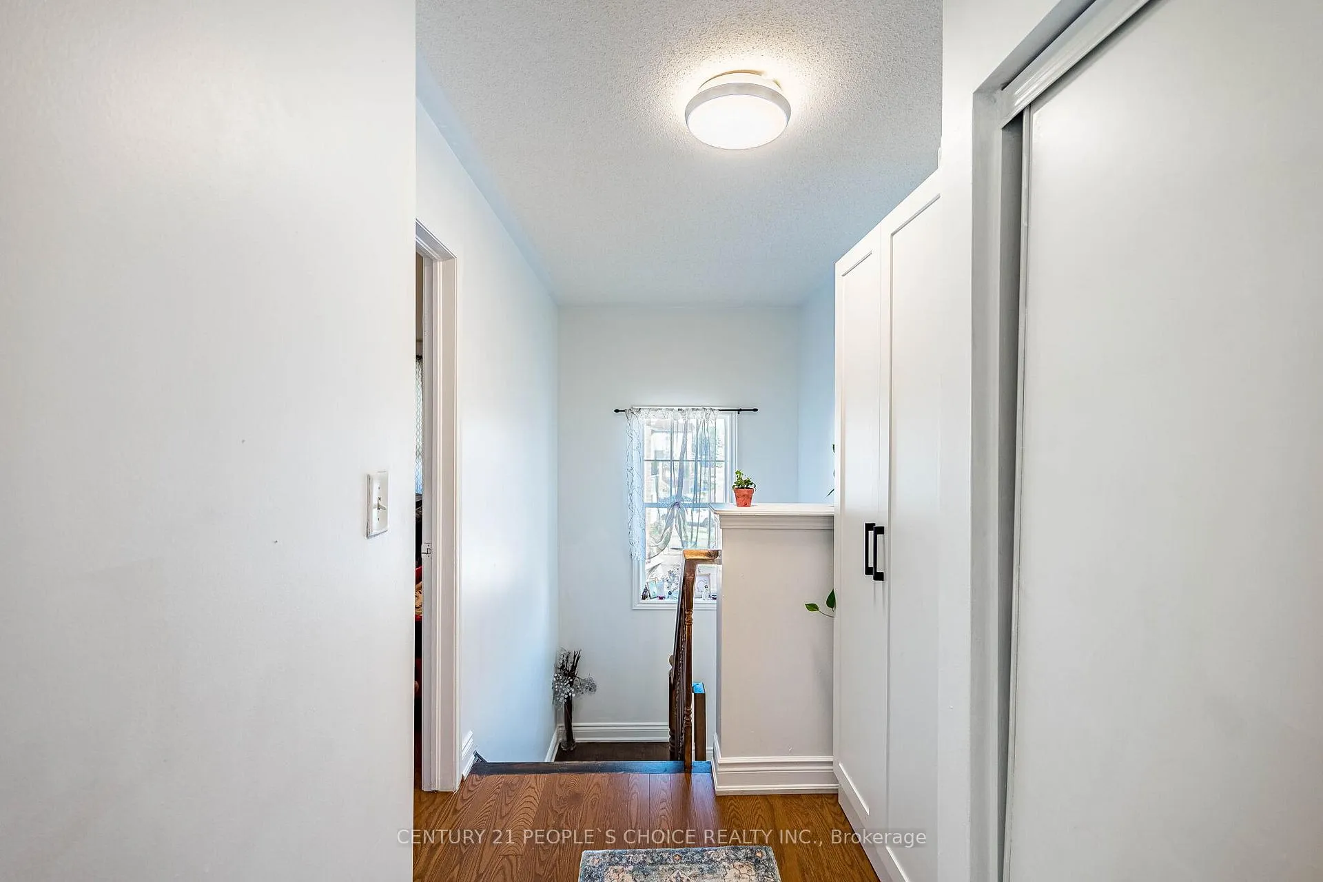 Photo 29 of 2880 Garnethill Way, Oakville, Westmount — HOMEH