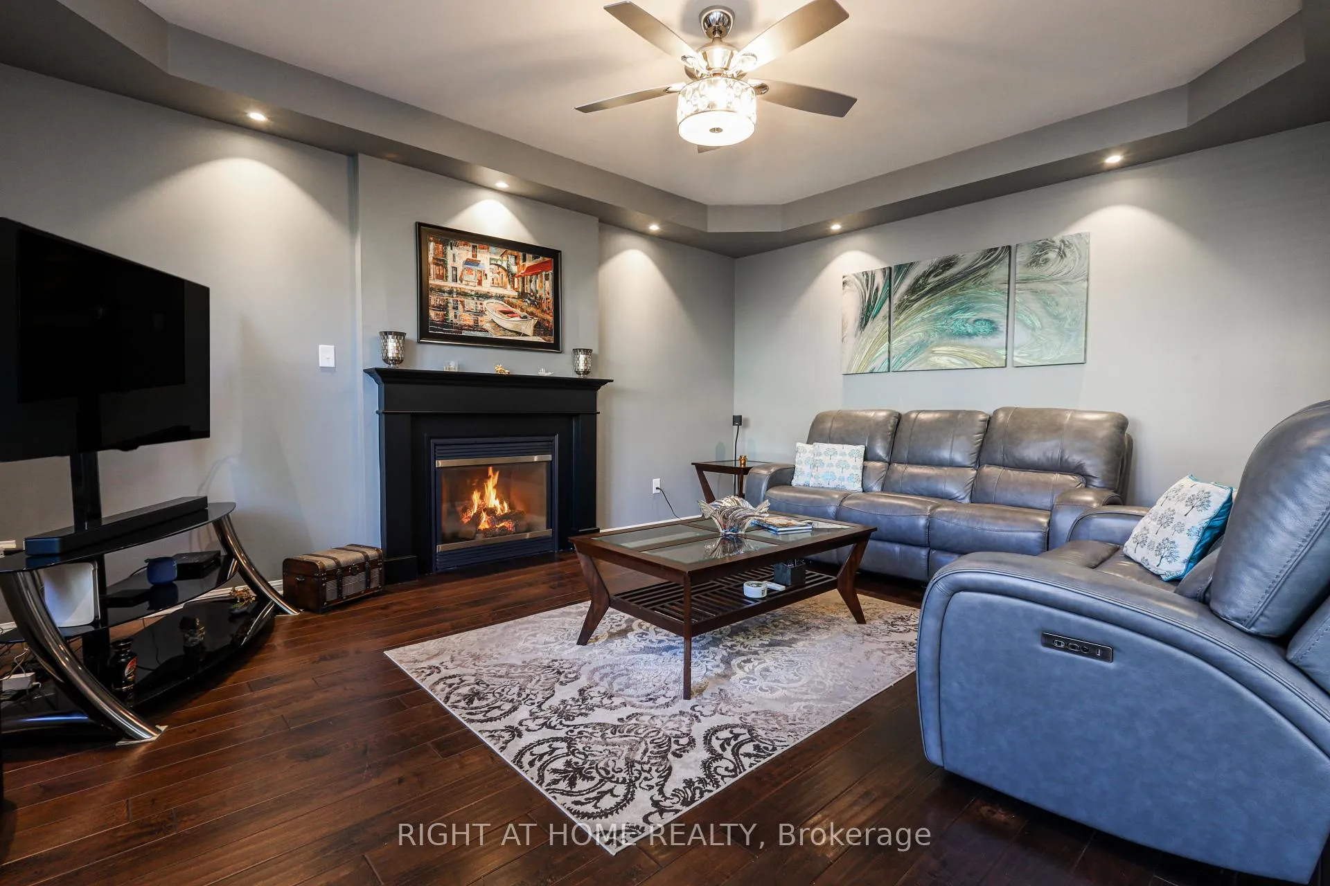 Photo 10 of 978 Cousens Terrace, Milton, Coates — HOMEH