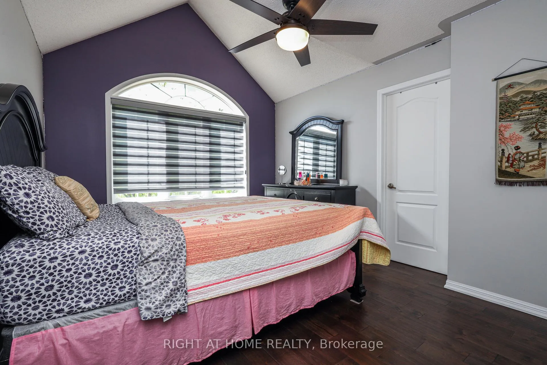 Photo 21 of 978 Cousens Terrace, Milton, Coates — HOMEH